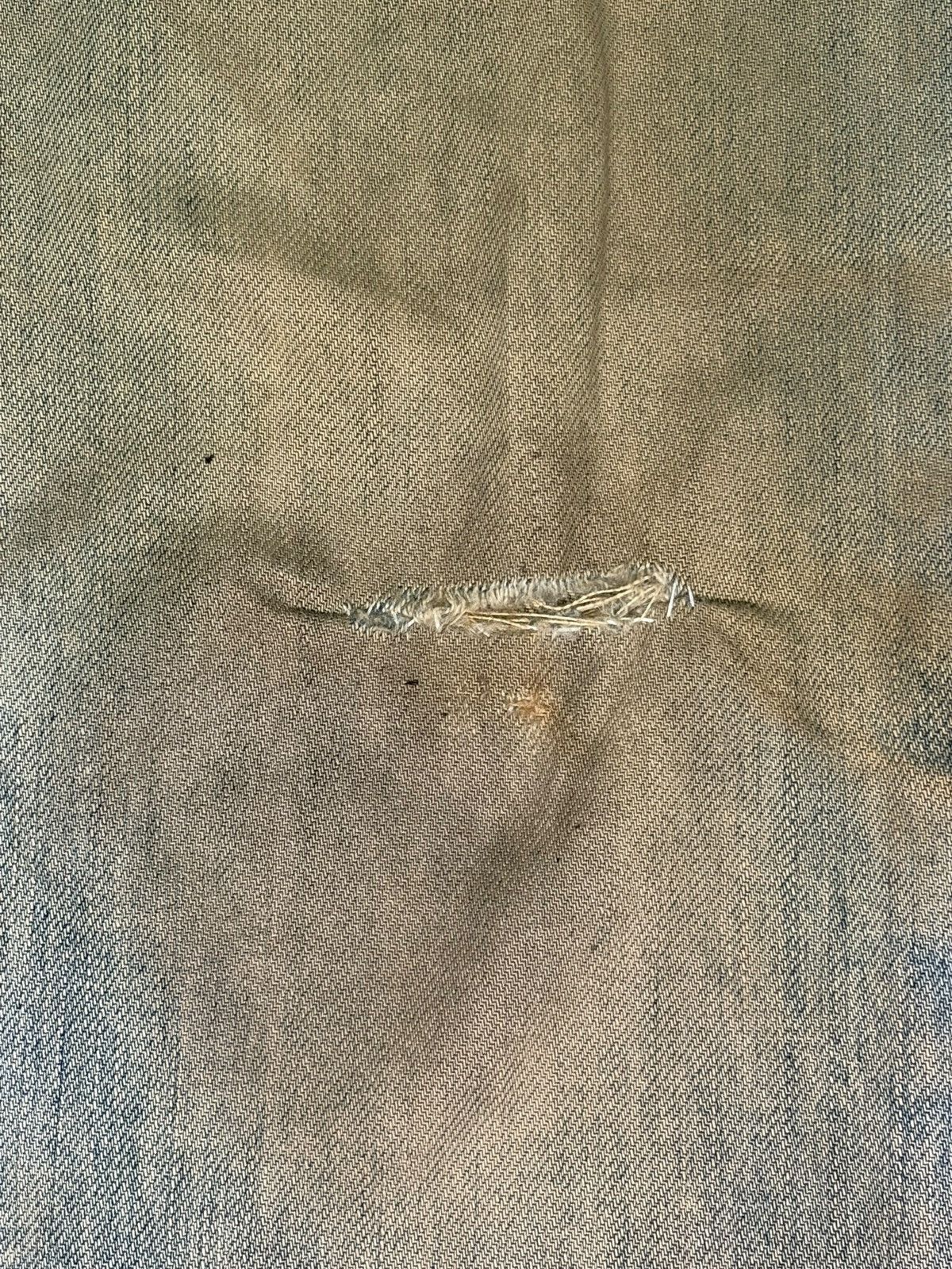 Uniqlo Vintage Japanese Uniqlo Mud Wash Distressed Jeans Size US 27 - 3 Thumbnail