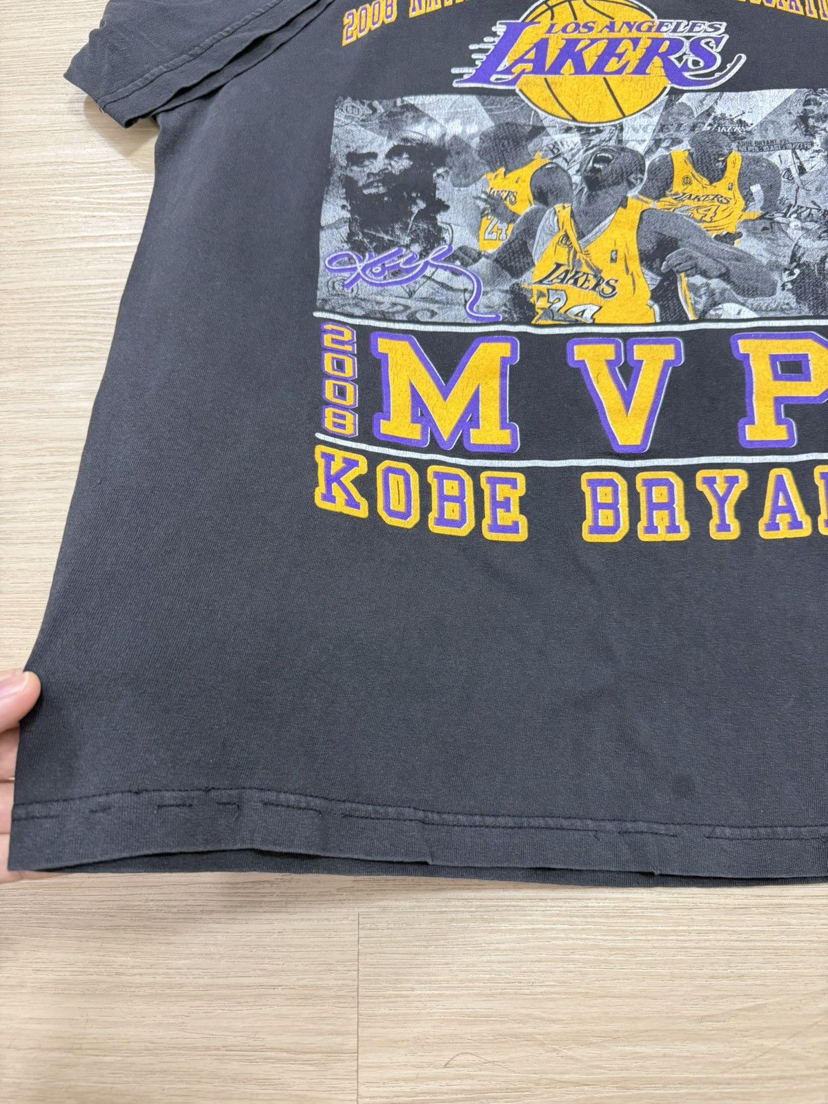 Other Vintage Kobe Bryant t-shirt Size US L / EU 52-54 / 3 - 7 Thumbnail