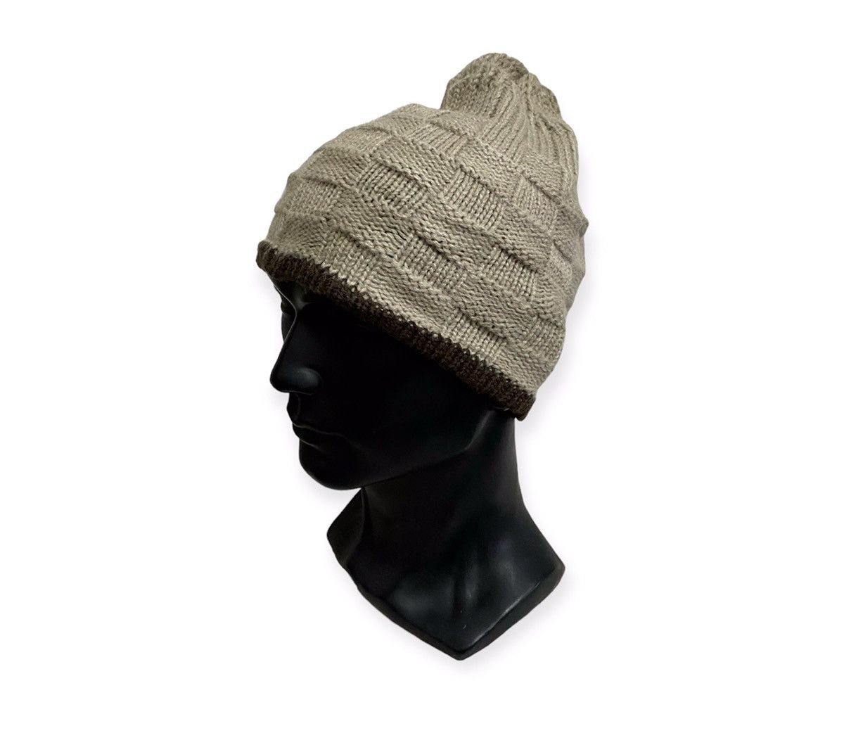 image of Burton Plain Beanie Hat in White, Men's