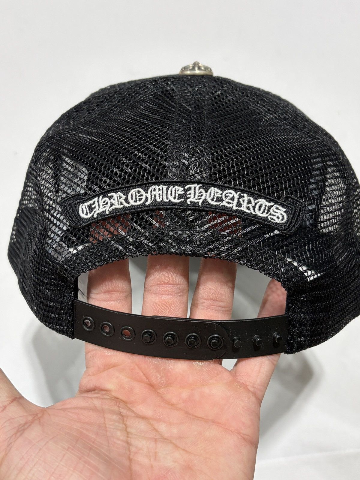 Chrome Hearts Chrome Hearts Triple Cross Cemetery Black/Black Trucker Cap Size ONE SIZE - 5 Thumbnail