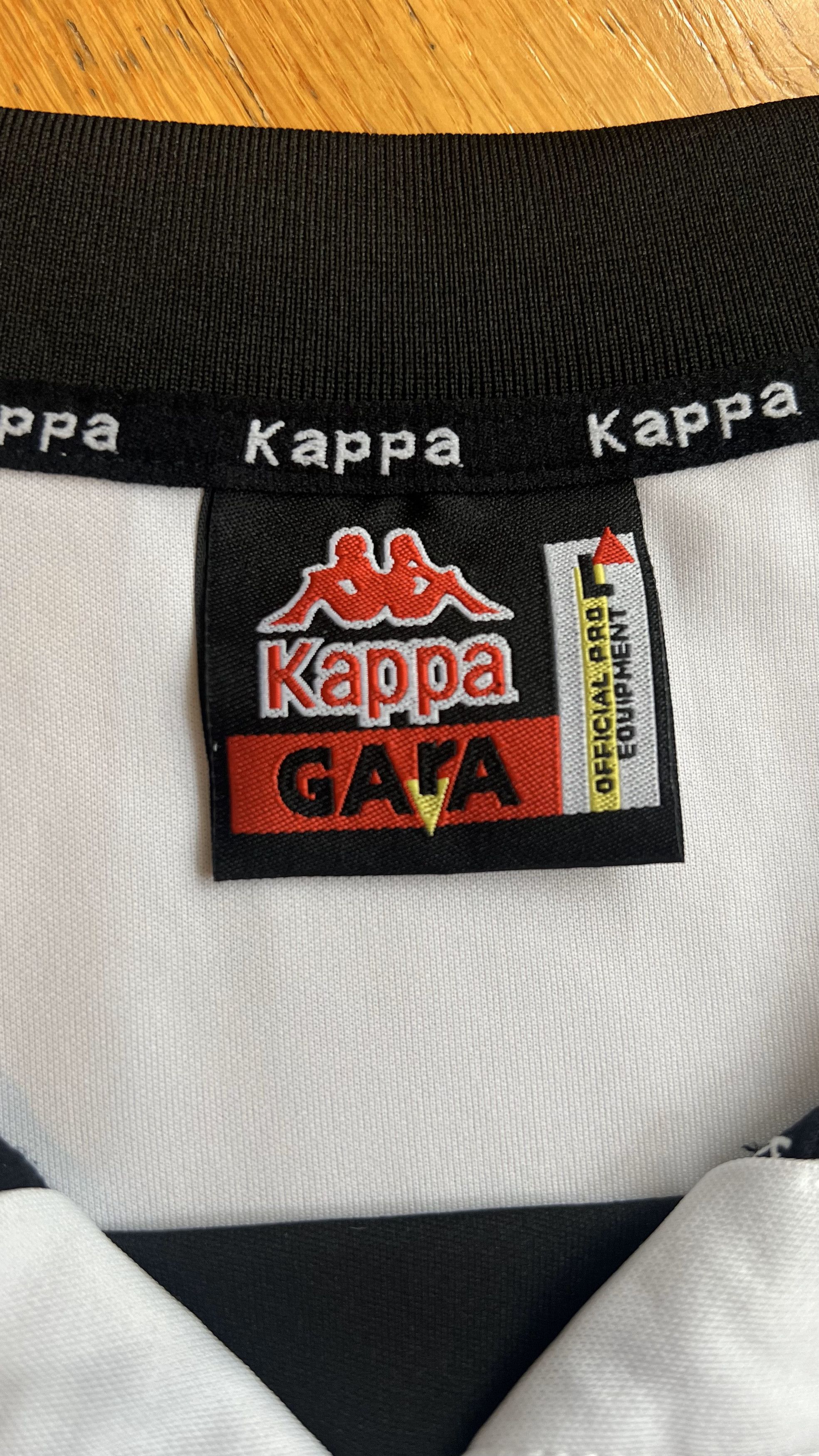 Kappa Juventus 1997/98 Home Centenary Kit - Kappa - Size Large Size US L / EU 52-54 / 3 - 6 Thumbnail