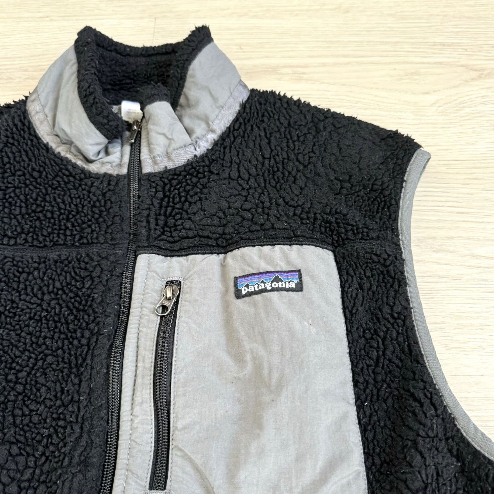 Patagonia VINTAGE Patagonia Classic Retro-X Vest Men's Large Black Full Zip Deep Pile Fleece Read Size US L / EU 52-54 / 3 - 4 Thumbnail