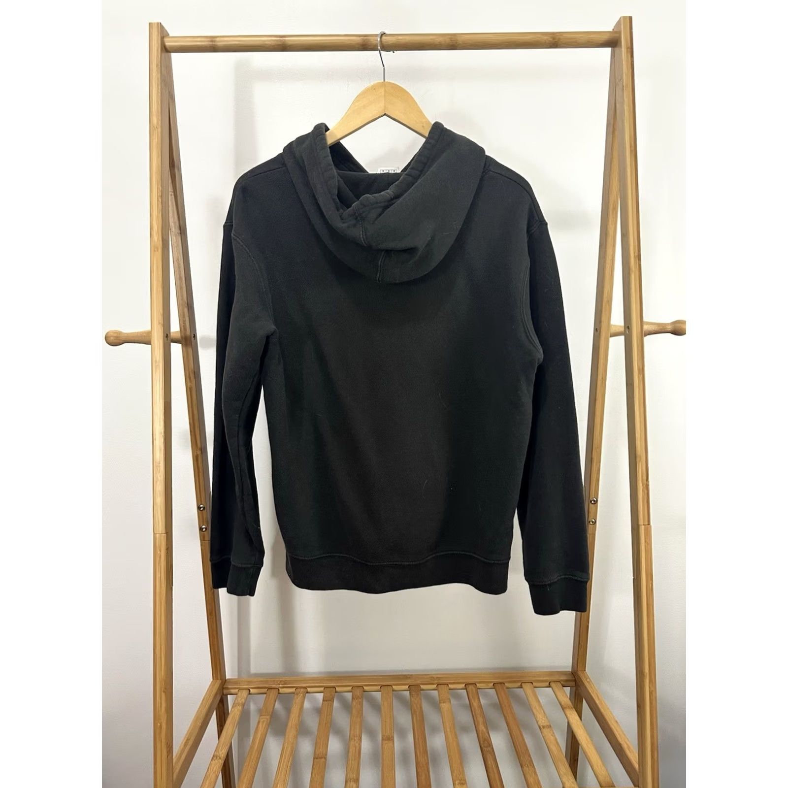 Delta VTG Delta Hoodie Sweatshirt Pulp Fiction Gun Scene Size M Black Men's Pullover Movie 90s Theme Size US M / EU 48-50 / 2 - 4 Thumbnail