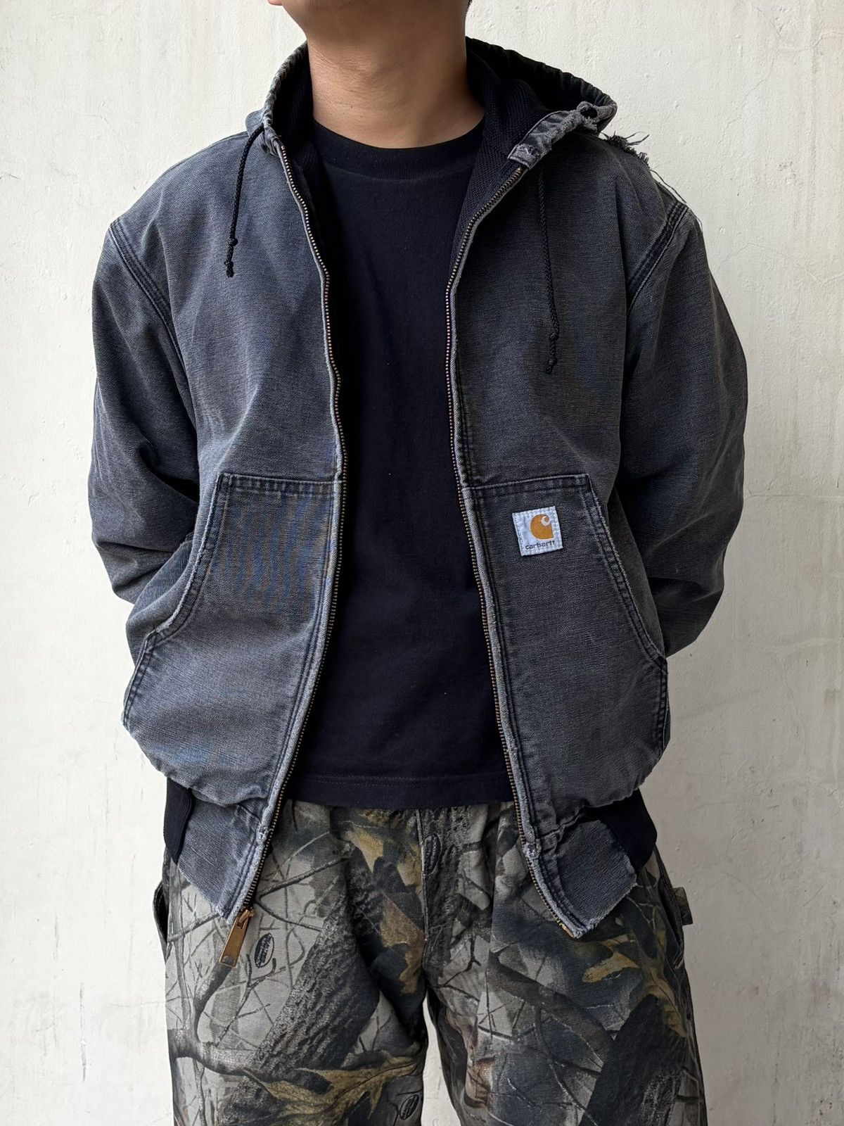 Carhartt VINTAGE CARHARTT FADED BLACK ACTIVE JR105 90’s JACKET Size US M / EU 48-50 / 2 - 3 Thumbnail