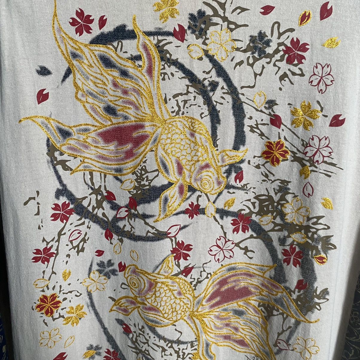 Japanese Brand Vintage Y2K DBLD Traditional Design Gold Fish L/S Tshirt Size US L / EU 52-54 / 3 - 7 Thumbnail