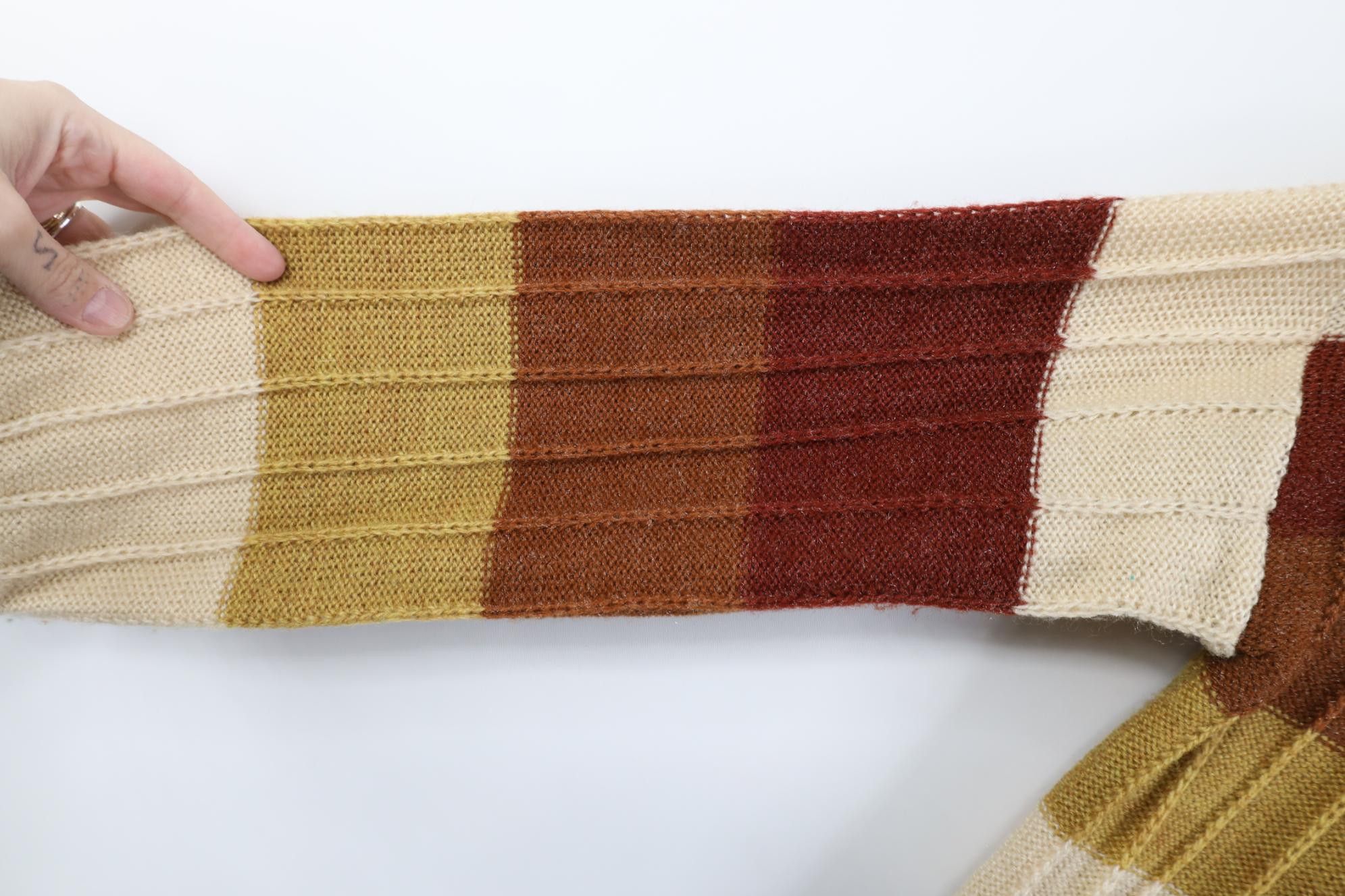 Vintage Vintage 70s Streetwear Earth Tone Chunky Turtleneck Sweater Size L / US 10 / IT 46 - 4 Thumbnail