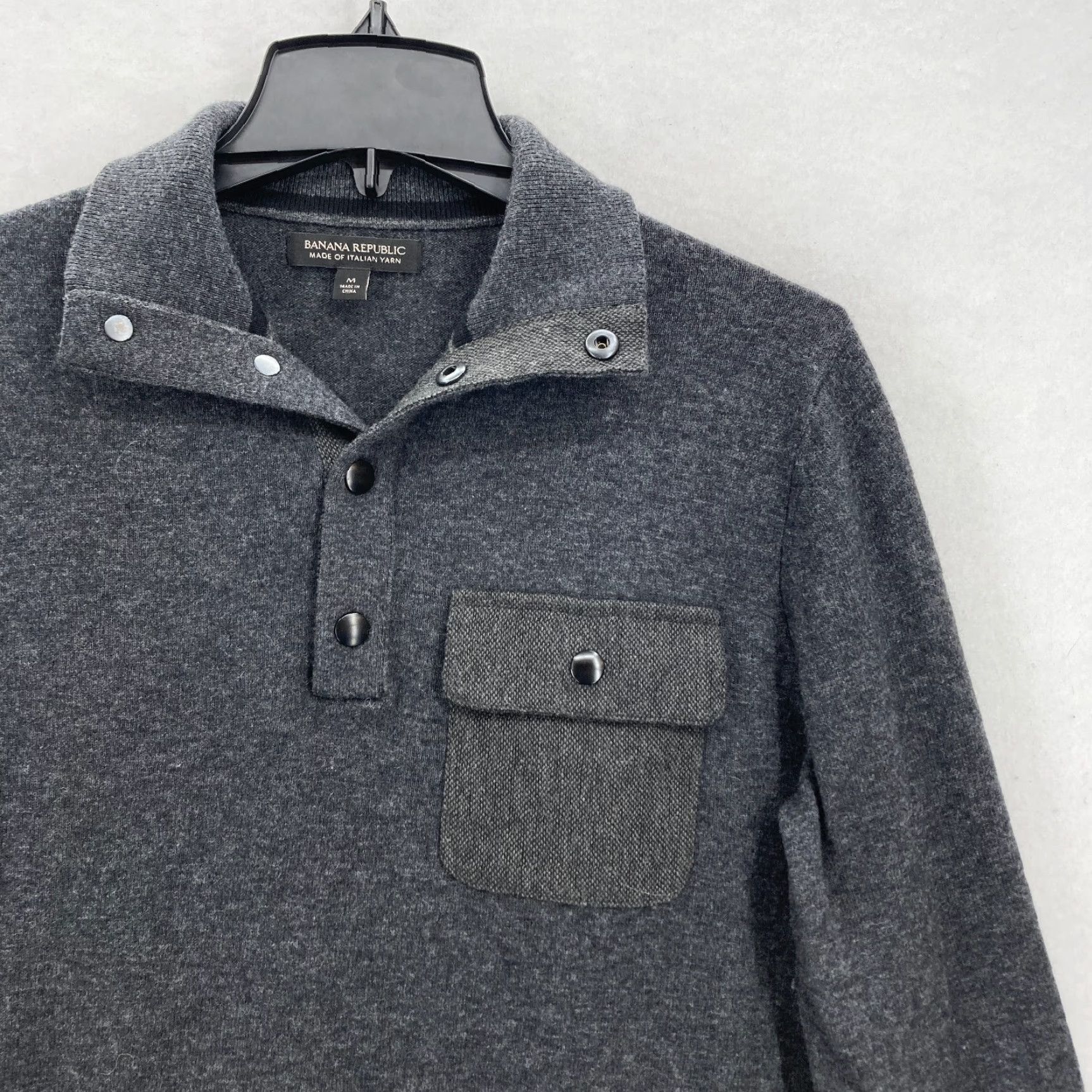 Banana Republic Banana Republic Merino Wool Mock Neck Sweater Mens Medium Gray Pocket Button Snap Up Pullover Casual Classic Preppy Size US M / EU 48-50 / 2 - 2 Thumbnail