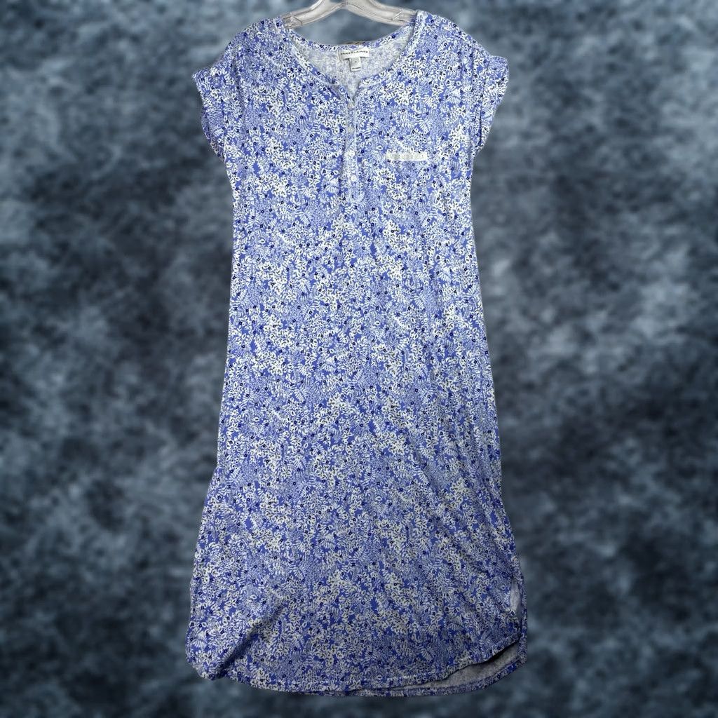 Vintage Miss Elaine Nightgown S Blue Floral Cuffed Short Sleeve Pullover Lace Pocket Button V-Neck Knit Cotton 90s Bohemian Flower Gown Women Size S / US 4 / IT 40 - 1 Thumbnail