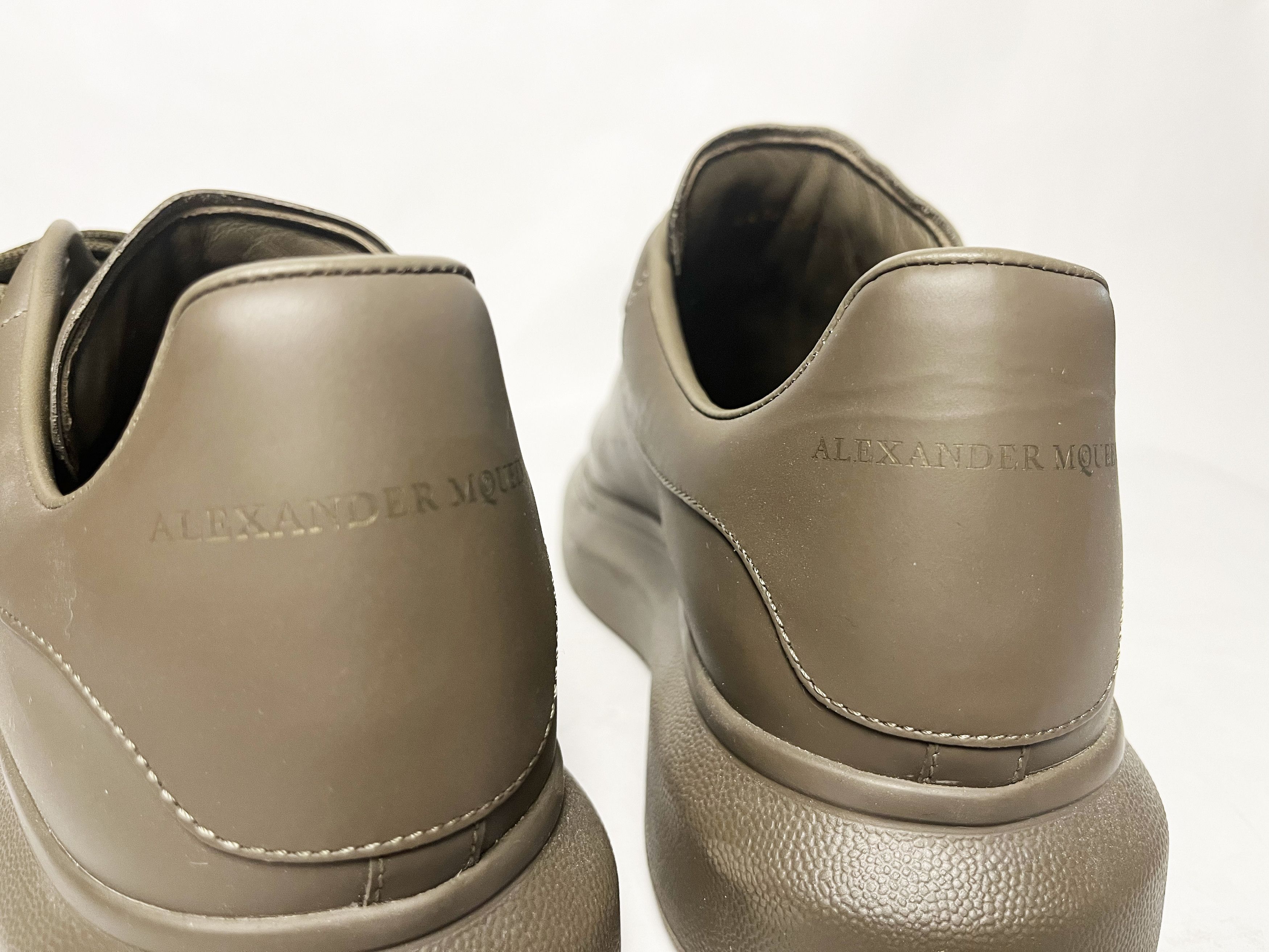 Alexander McQueen NEW - Alexander McQueen - Larry Oversized sneakers in Khaki Size US 9 / EU 42 - 16 Thumbnail