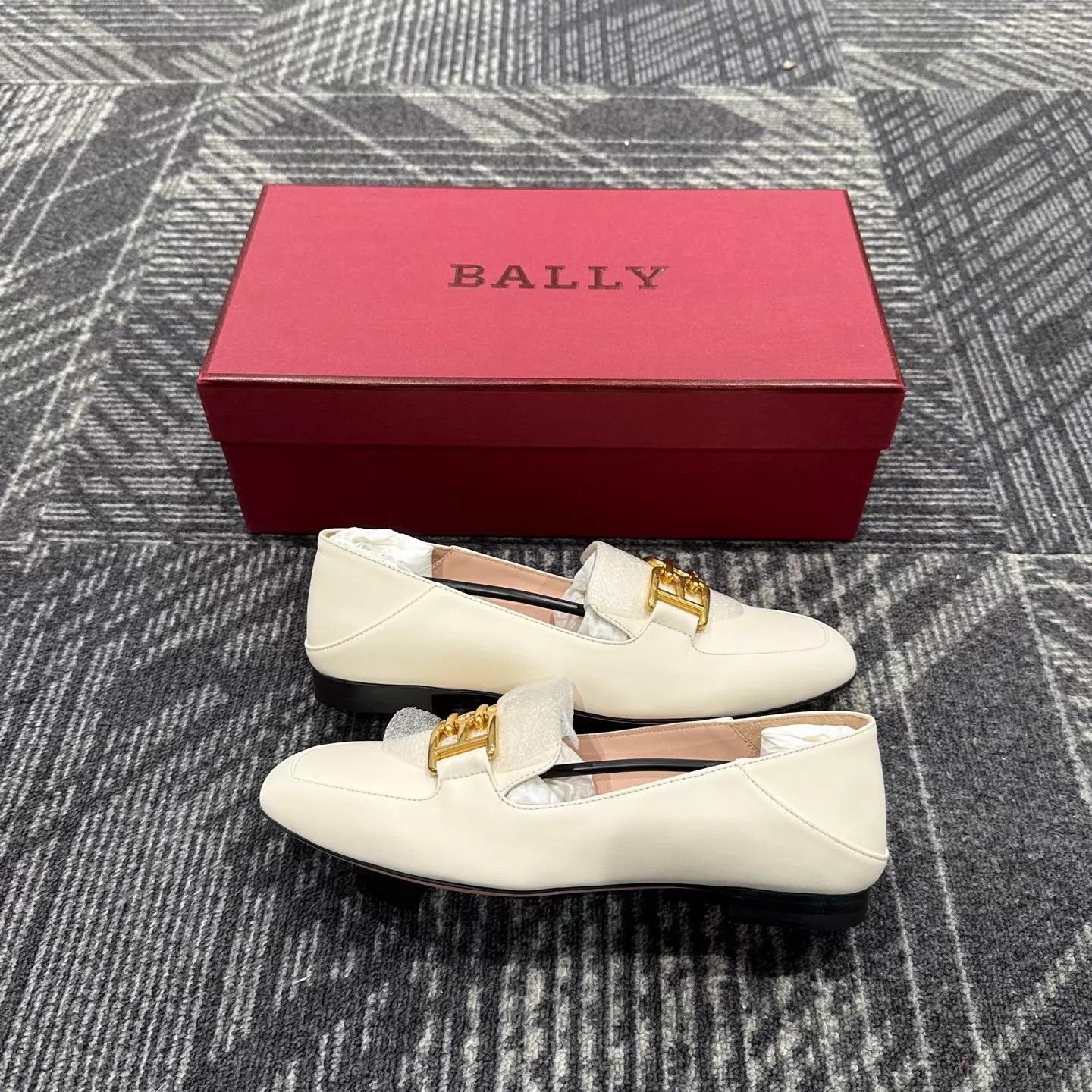 Bally Bally Ellah Flat Loafer EU35 New with box Size US 4.5 / IT 34.5 - 4 Thumbnail