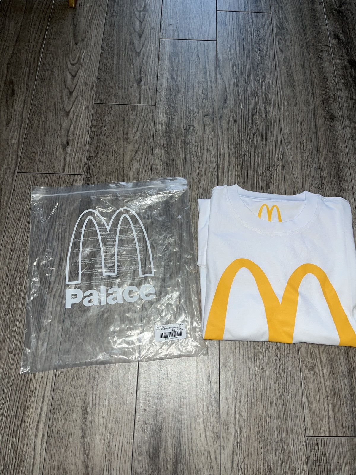 Palace Palace McDonald’s size XXL Size US XXL / EU 58 / 5 - 4 Thumbnail