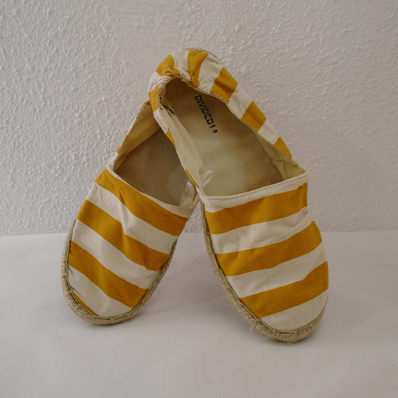 H&M Women's Flats H&M Size US 7 / IT 37 - 1 Thumbnail