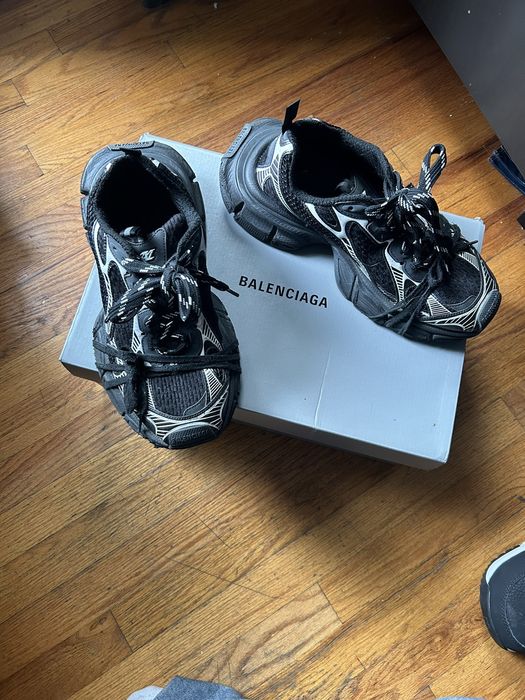 Balenciaga Balenciaga 3XL Black/White | Grailed