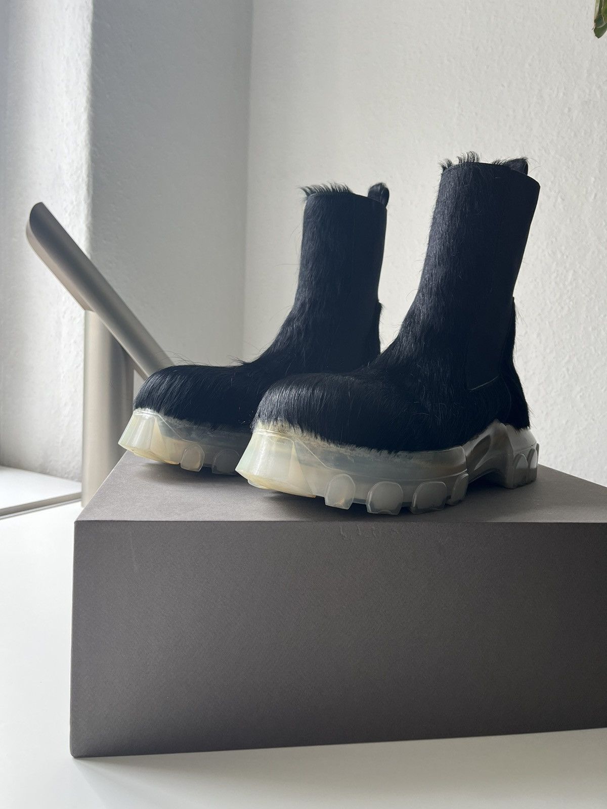 Rick Owens Ankle-high cow-hair Chelsea boots in black. Size US 11 / EU 44 - 1 Thumbnail