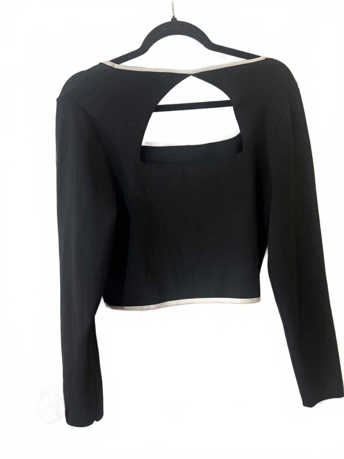 Other Sincerely Jules Black Long Sleeve Crop Top with White Trim Size XL / US 12-14 / IT 48-50 - 5 Thumbnail