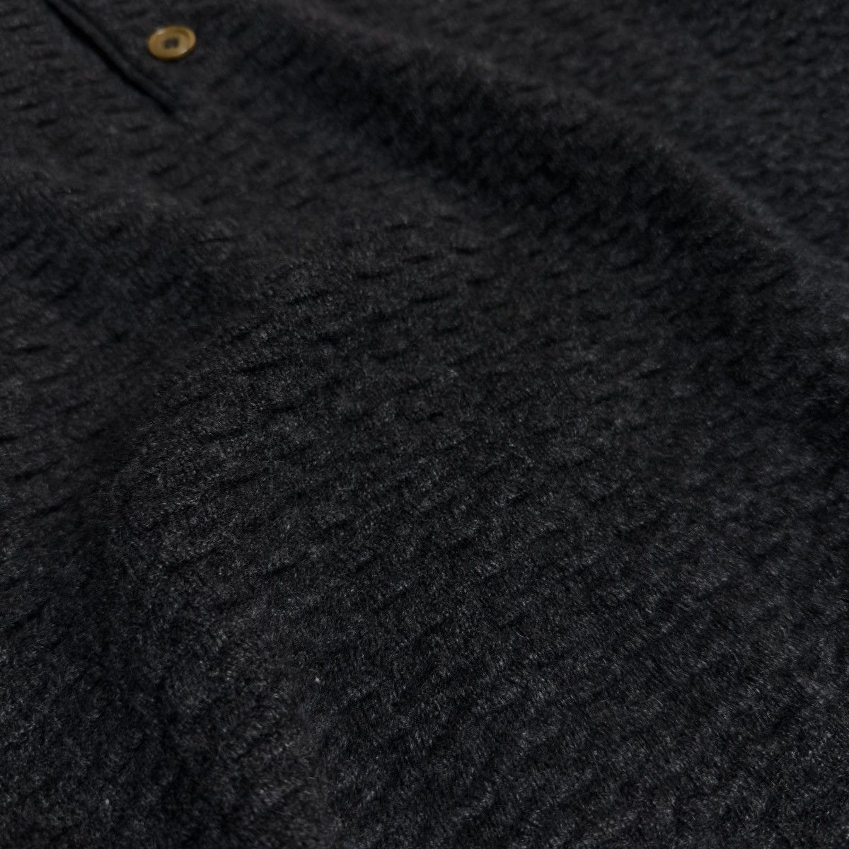 Giorgio Armani 100% cashmere Giorgio Armani Le Collezioni sweater, Italy Size US XL / EU 56 / 4 - 7 Thumbnail