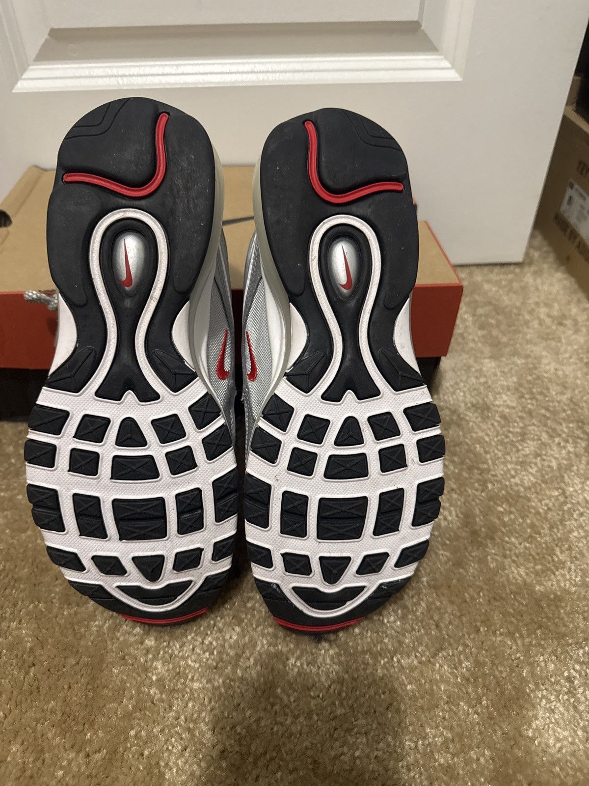 Nike NIKE AIR MAX 97 OG METALLIS SILVER Size US 7.5 / EU 40-41 - 5 Thumbnail