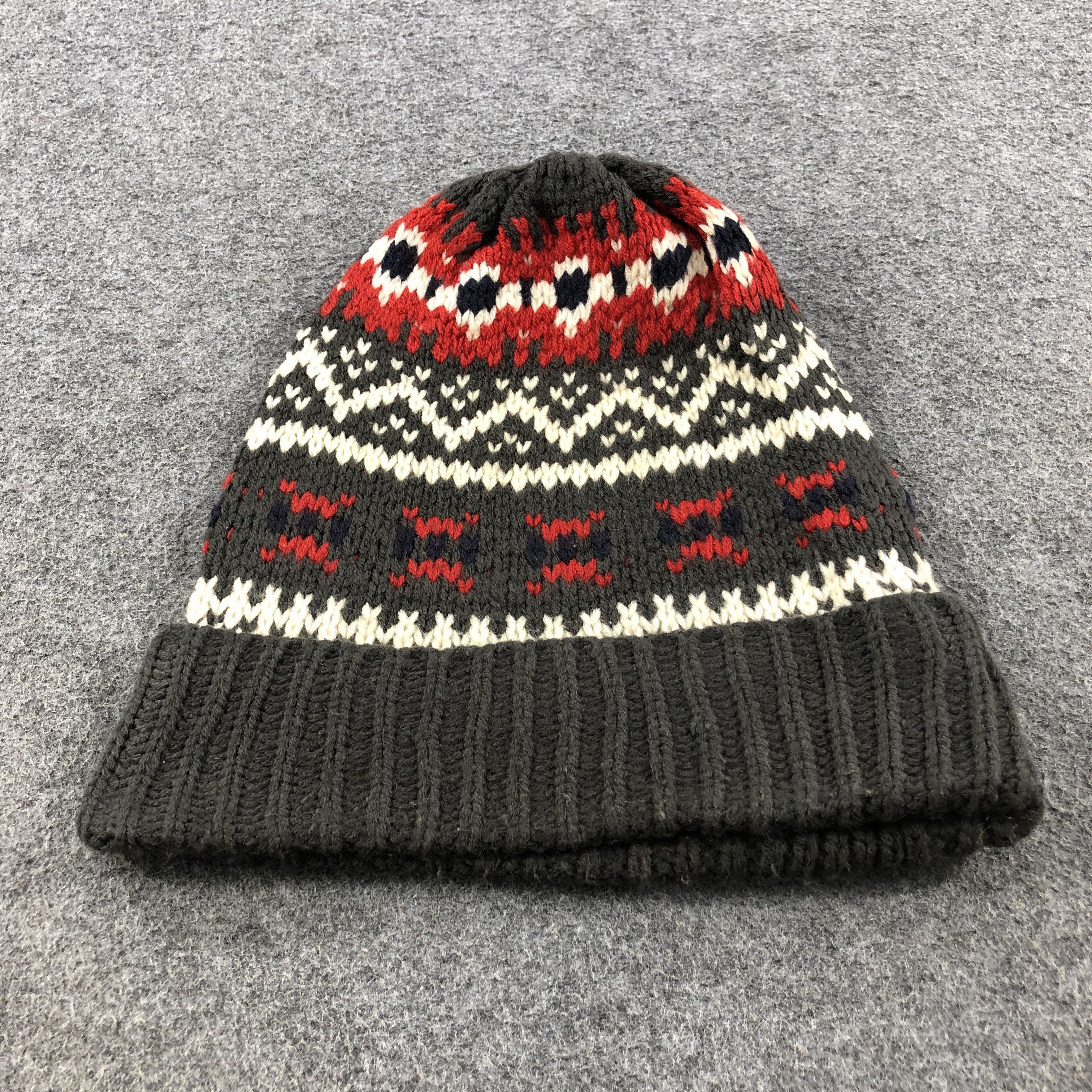 Vintage Unknown Fair Isle Design Knitted Beanie Snowcap Snow Hat B73 Size ONE SIZE - 1 Thumbnail