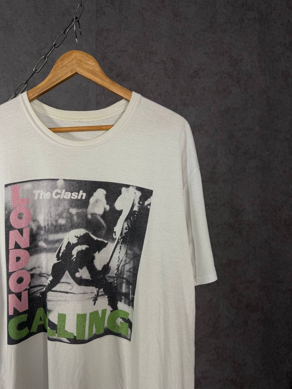 Band Tees The Clash rock band tee Size US XXL / EU 58 / 5 - 2 Thumbnail