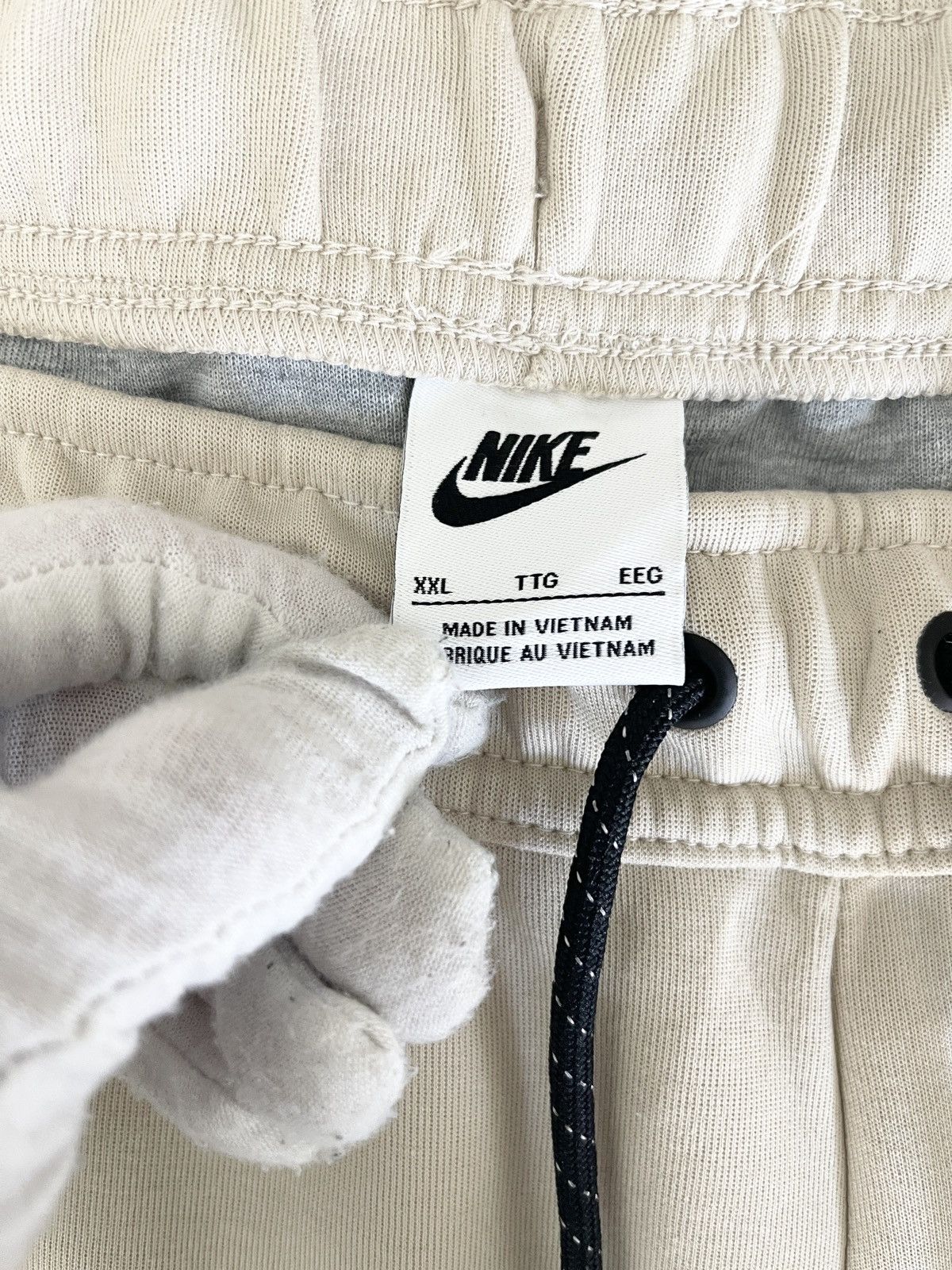 Nike STEAL! 2000s Nike Tech Fleece Classic Logo Sweatpants Size US 38 / EU 54 - 7 Thumbnail