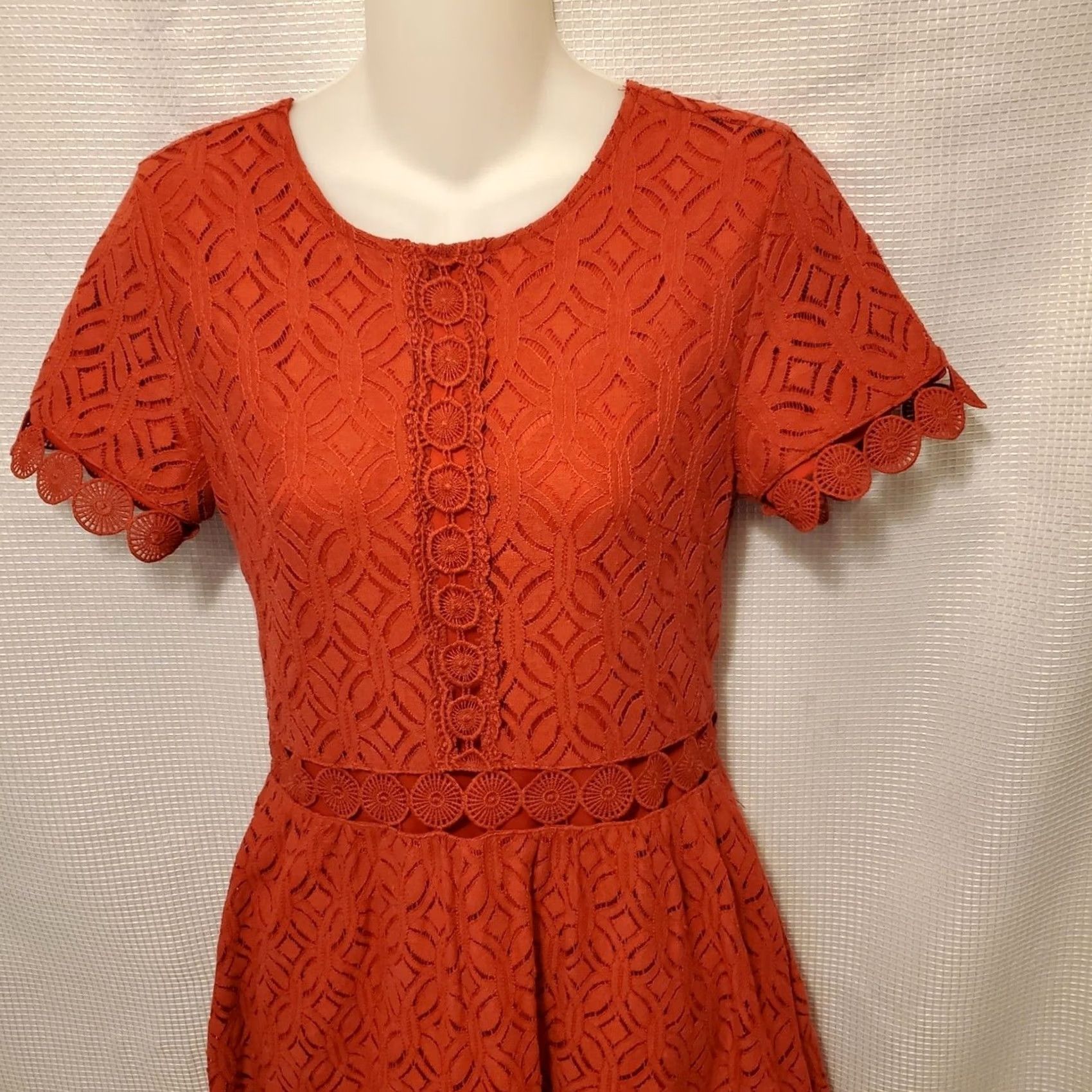 Vintage Jessakae Dress Midi Red Crochet Lined Bohemian Geometric Short Sleeve Round Neck Zip Button S Small Women's Vintage No Size S / US 4 / IT 40 - 2 Thumbnail