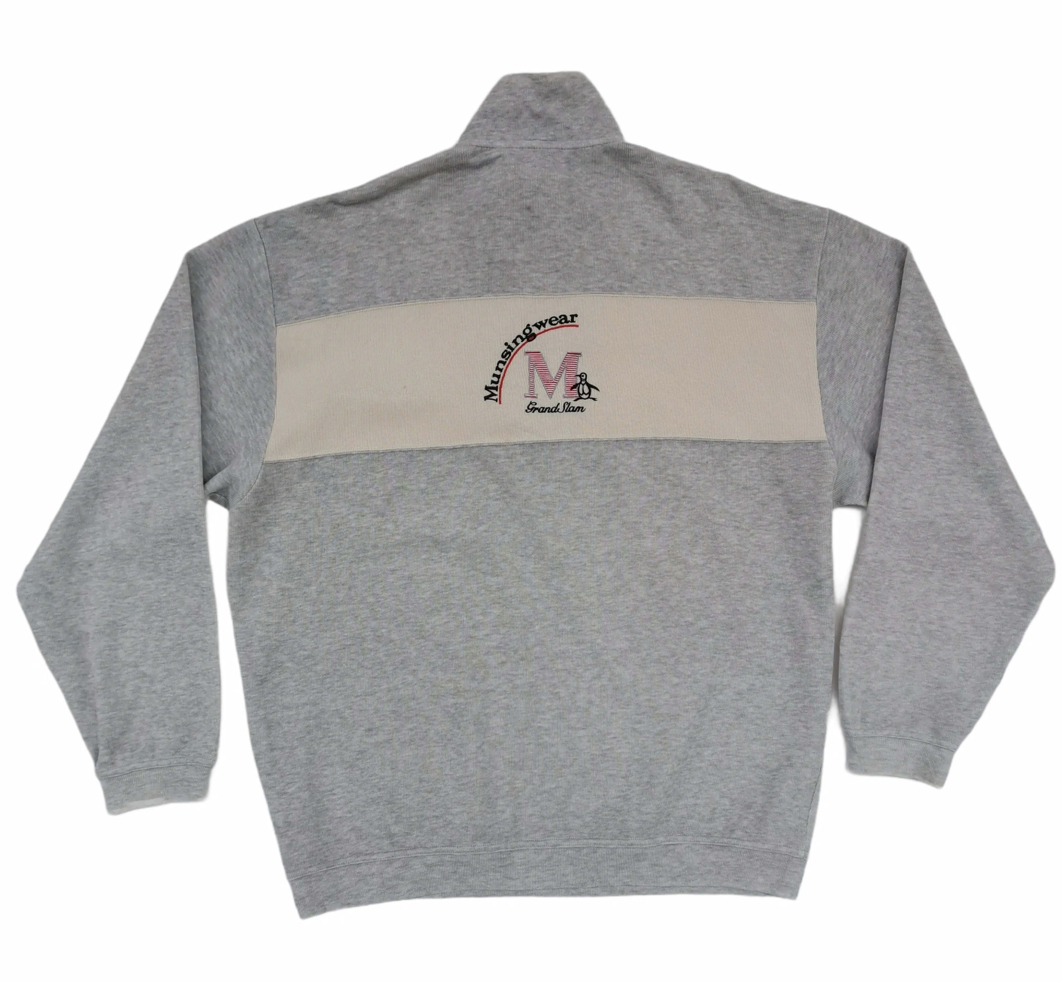 Vintage!!! Munsingwear M Grand Slam Small Logo Sweatshirt - Main Image