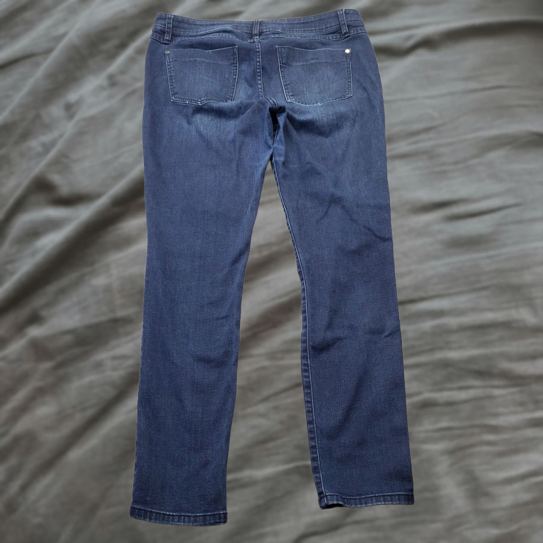Vintage ELLE Womens Jeans Skinny Blue Denim Stretch 12 Paris New York Tokyo Vintage: No 28.25" Inseam 5-Pocket Waist 33.5" 38.5" Outseam Regular Size 34" / US 12 / IT 48 - 1 Thumbnail
