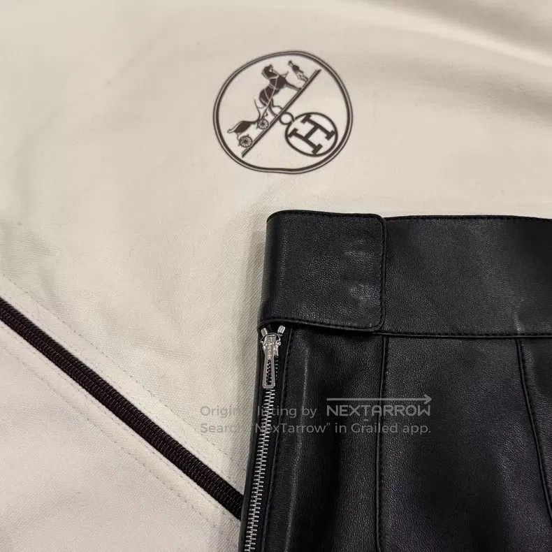 Hermes Hermes Black Sheepskin Waist Chain Short Pants Size 42" / US 20 - 4 Thumbnail