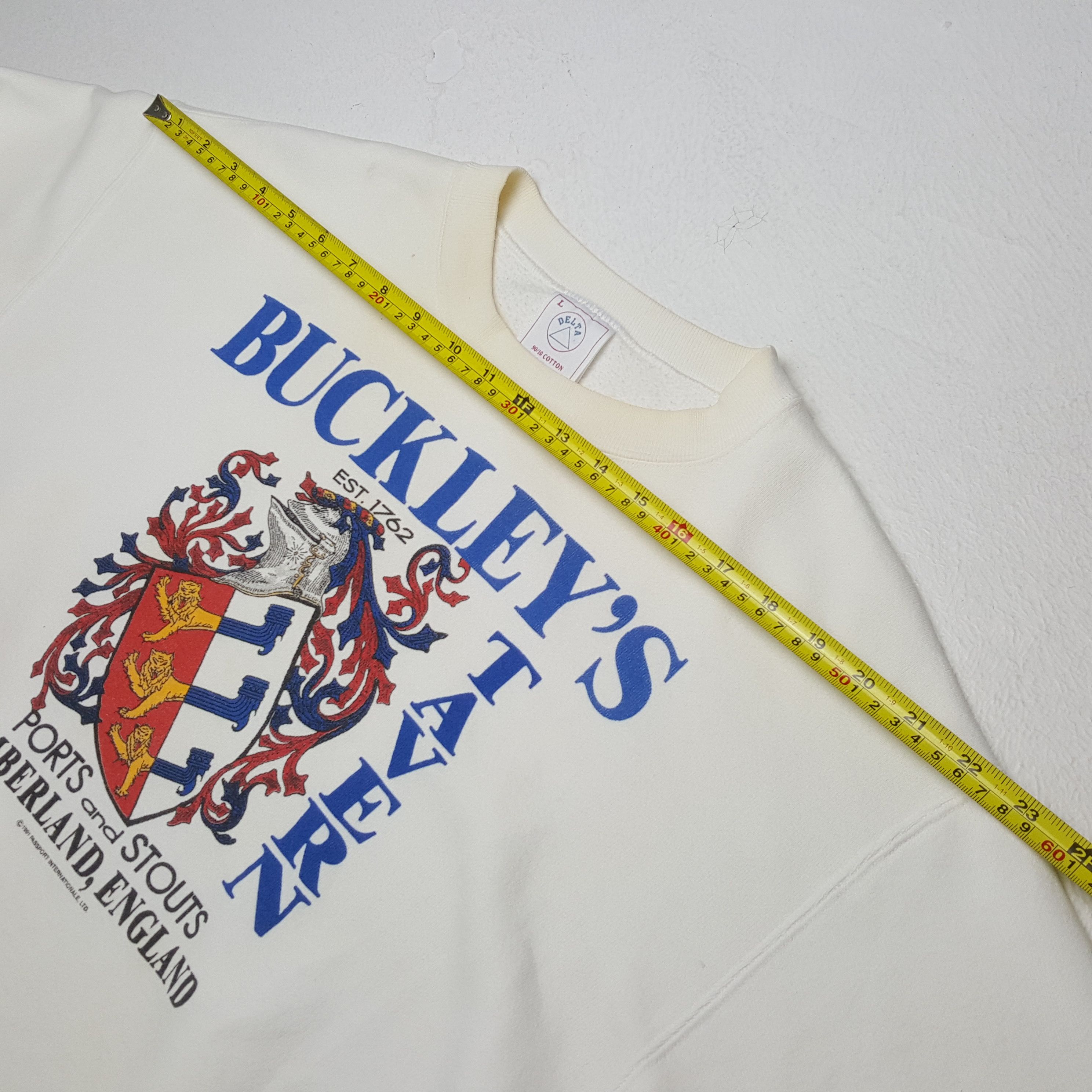 Vintage BUCKLEY'S TAVERN Cumberland England Vintage Swearshirt Size US L / EU 52-54 / 3 - 4 Thumbnail