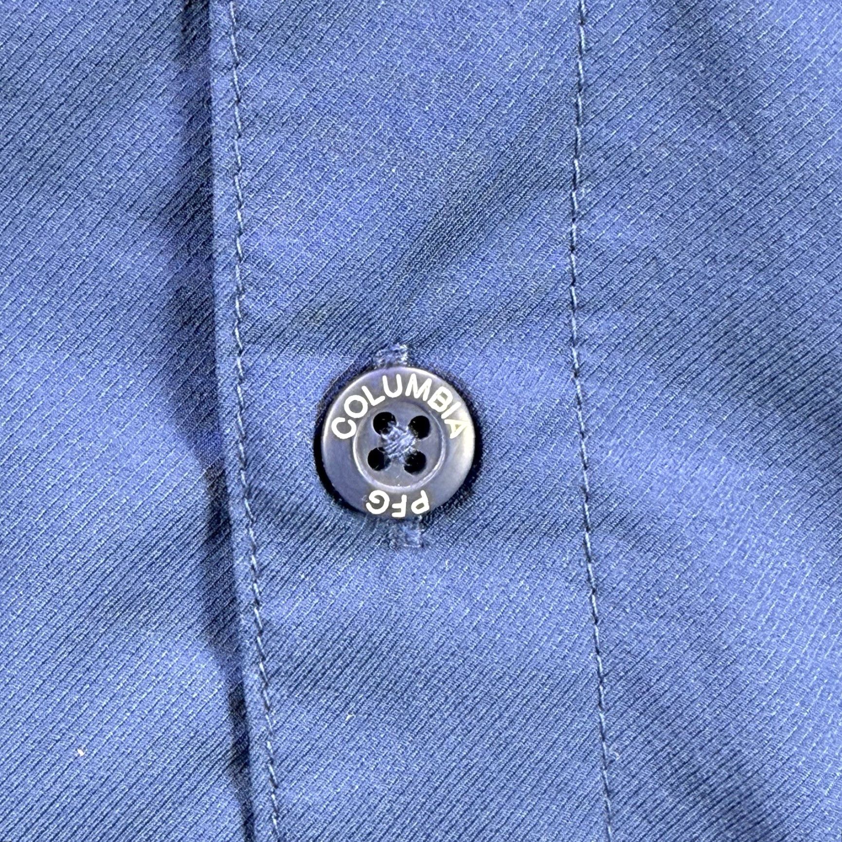 Vintage Columbia PFG Blood and Guts IV Woven Long Sleeve Shirt Blue Omni-Shield LG Mens Regular Button-Up Collared Short Sleeve? Size US L / EU 52-54 / 3 - 7 Thumbnail