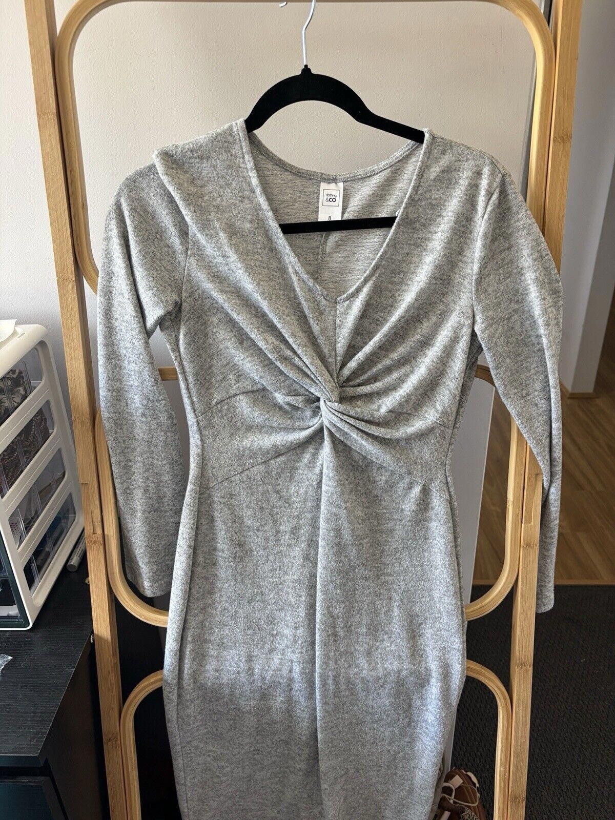 Designer Clothing & Co Grey Long fitted dress size 8 Size S / US 4 / IT 40 - 1 Thumbnail