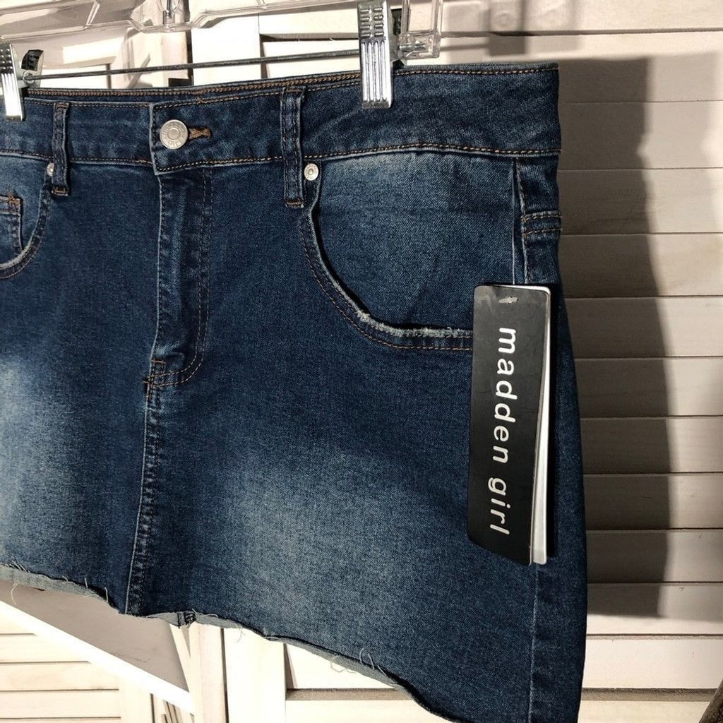 Madden NYC NWT Madden Girl Mini Skirt Raw Hemline Cotton Denim Blue L Size 34" / US 12 / IT 48 - 4 Thumbnail
