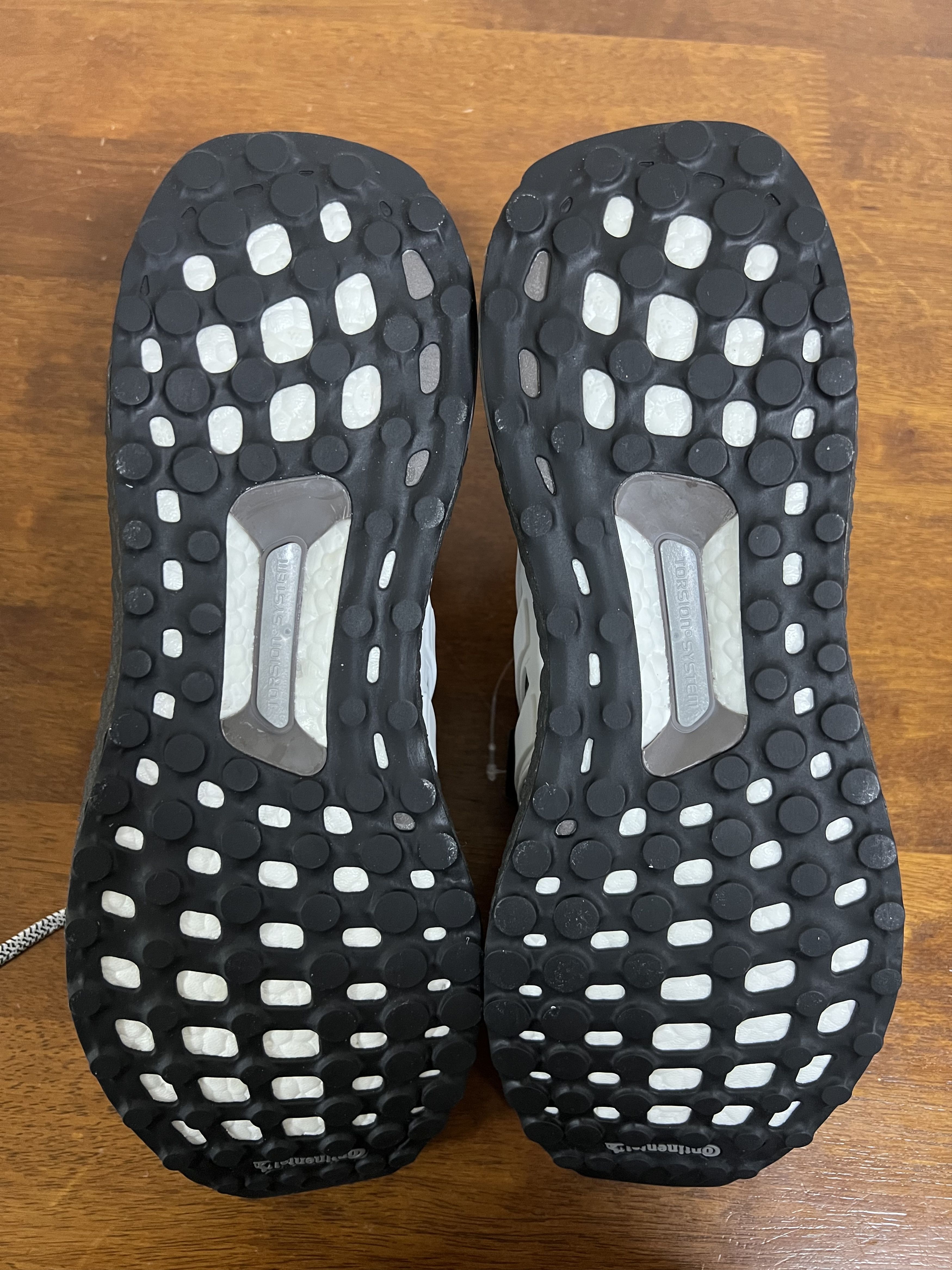 Adidas 💚 2018 Adidas Ultraboost 4.0 Cookies and Cream US 10 NEW Size US 10 / EU 43 - 11 Thumbnail