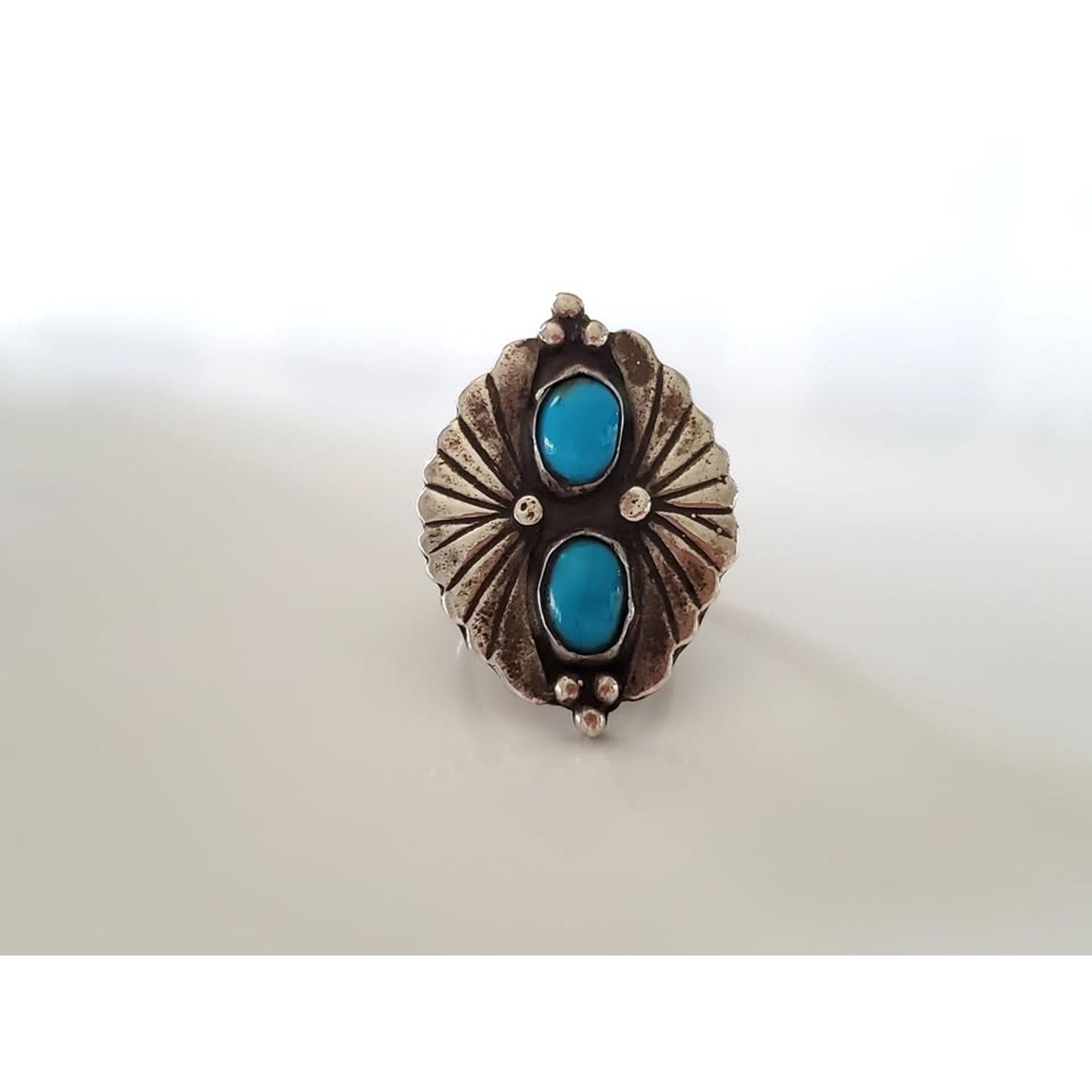 Unknown London Vintage Native American Sterling Silver Turquoise Ring Size ONE SIZE - 1 Thumbnail