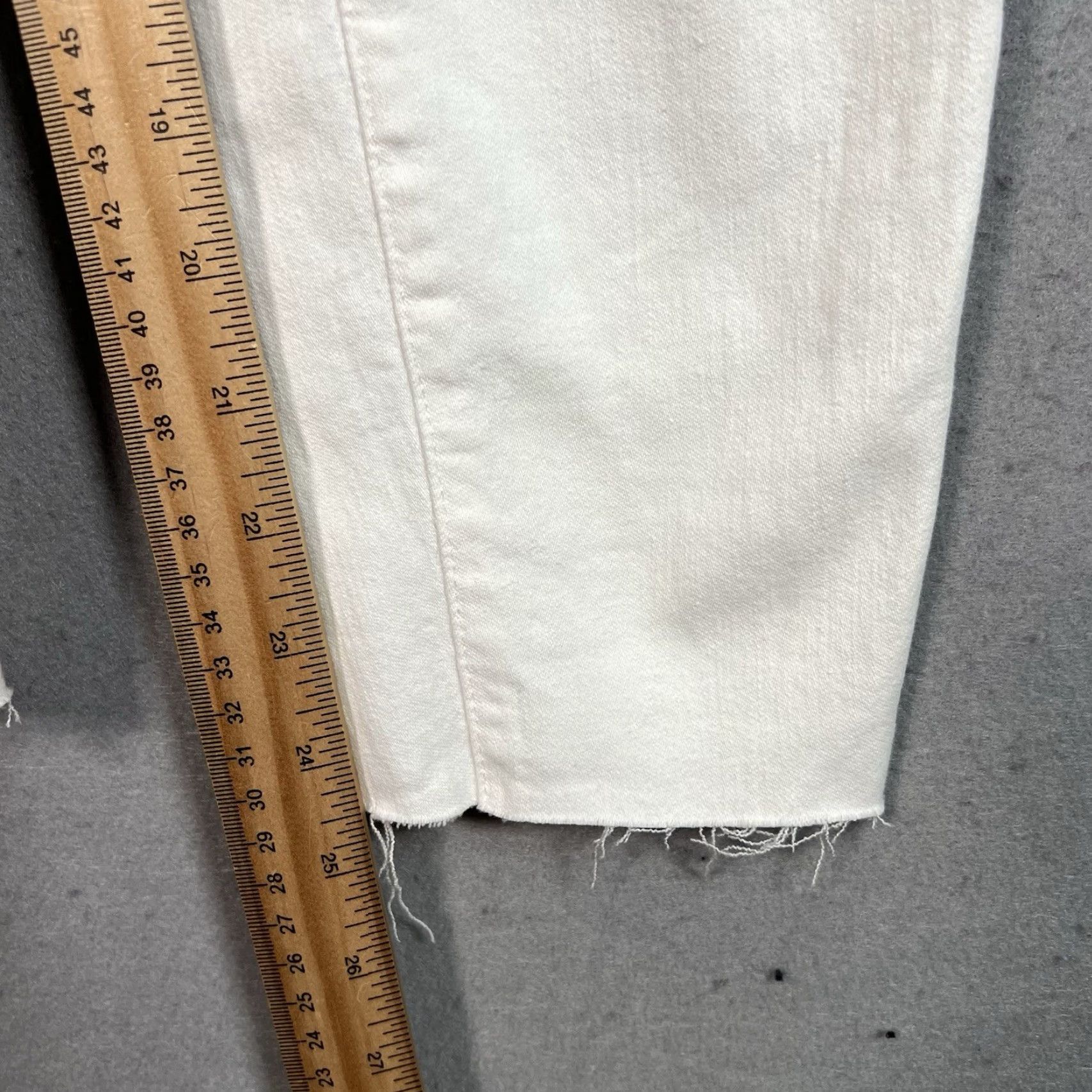 Madewell VINTAGE Madewell 10" High Rise Skinny Jeans Womens 26 White Button Fly Denim Jeans Womens 26 White Madewell Skinny Jeans Size 26" / US 2 / IT 38 - 5 Thumbnail