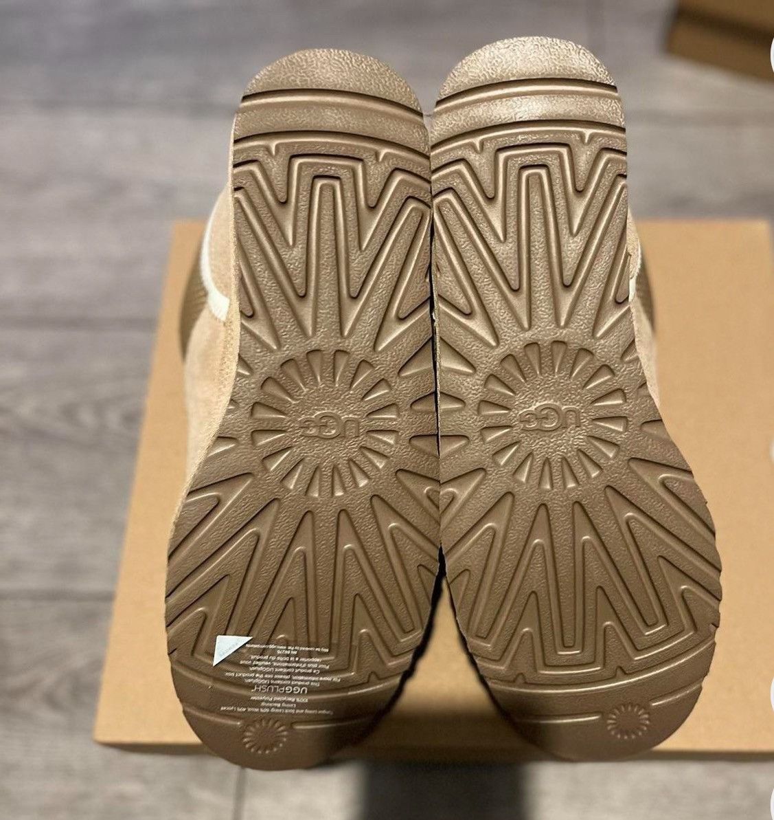 Ugg × Vintage Ugg new Size US 6.5 / IT 36.5 - 2 Thumbnail