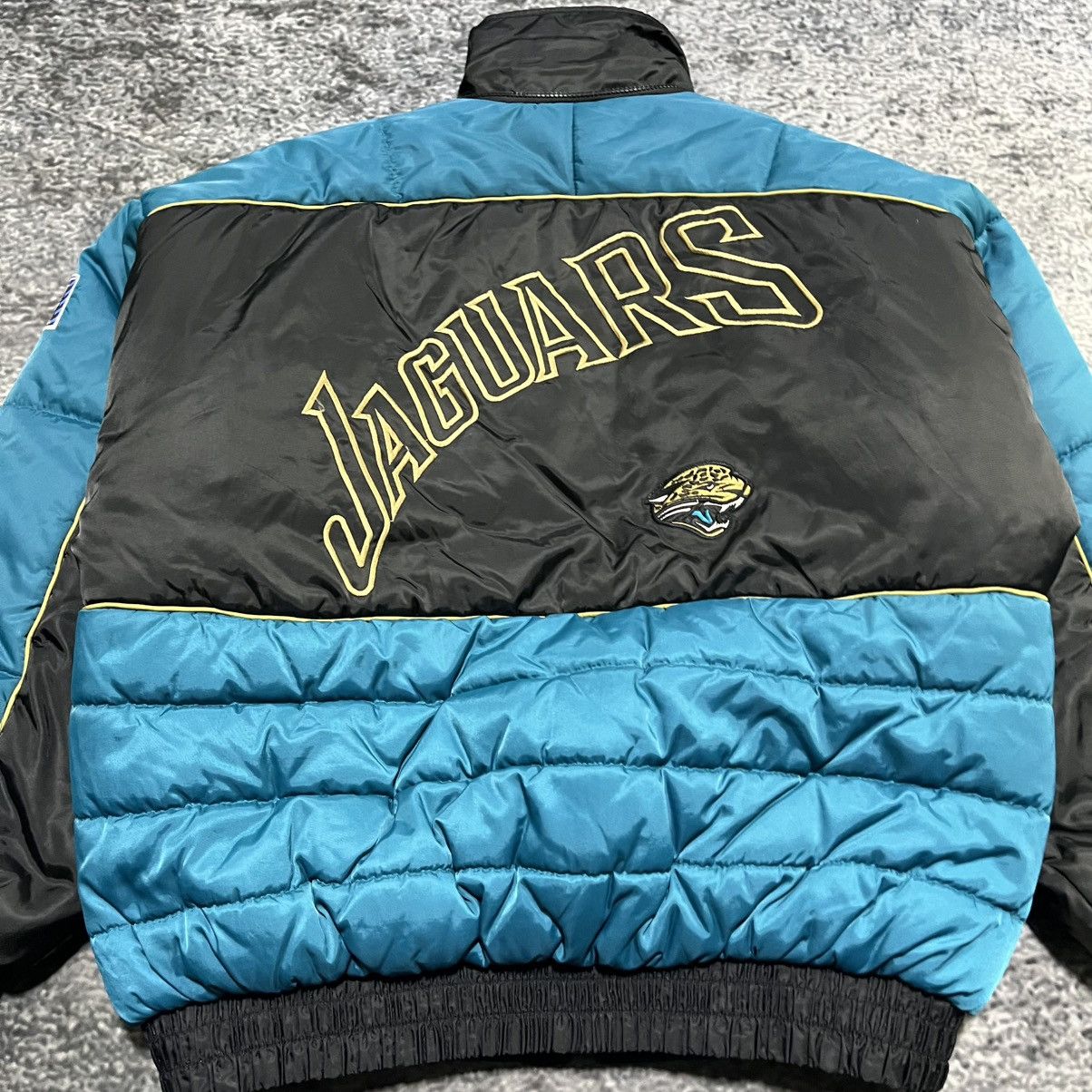 Pro Player VINTAGE 90s JACKSONVILLE JAGUARS PRO PLAYER PUFFER JACKET Size US L / EU 52-54 / 3 - 9 Thumbnail