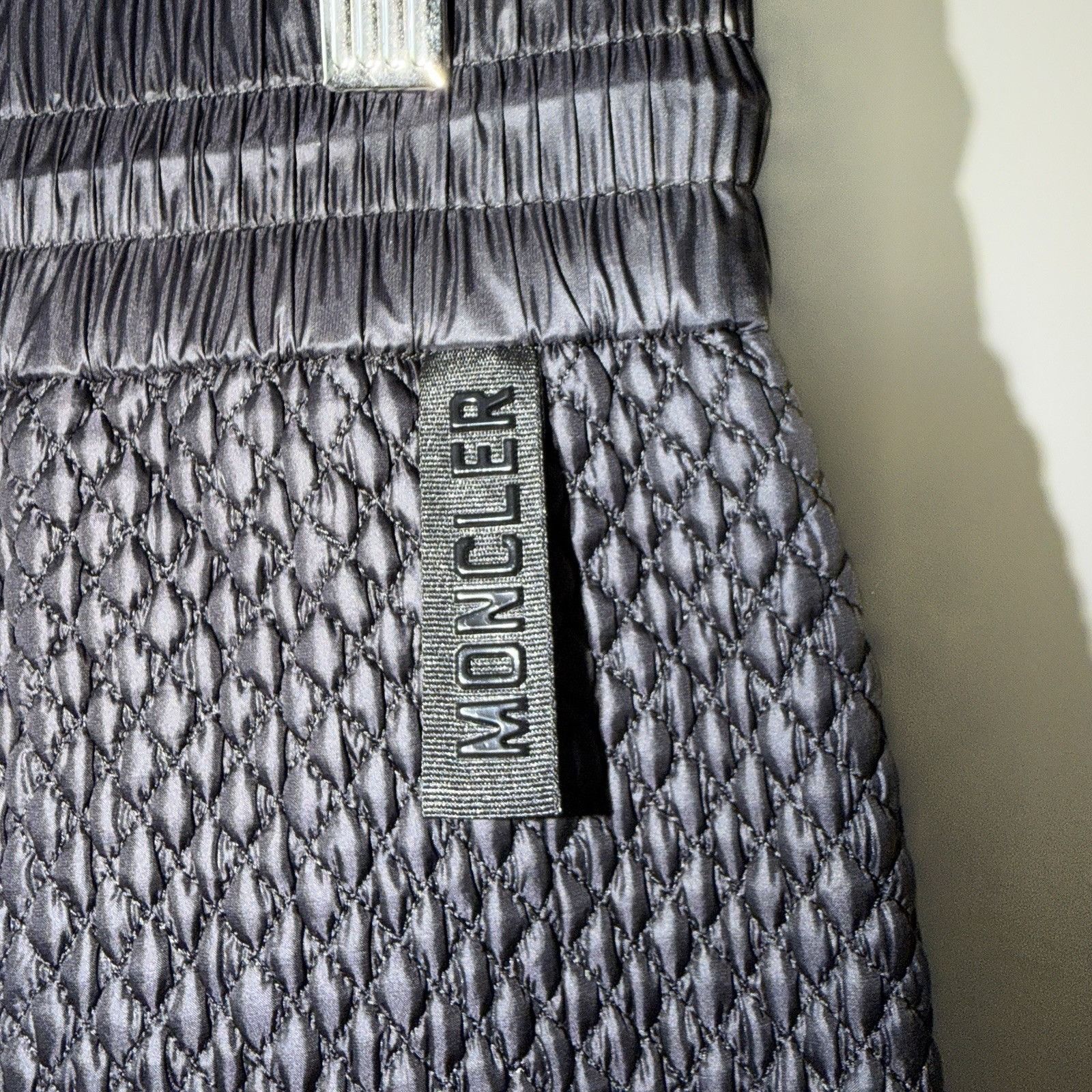 Moncler NWT Moncler Shorts Black Size 46/10 100% Authentic Size 32" / US 10 / IT 46 - 4 Thumbnail