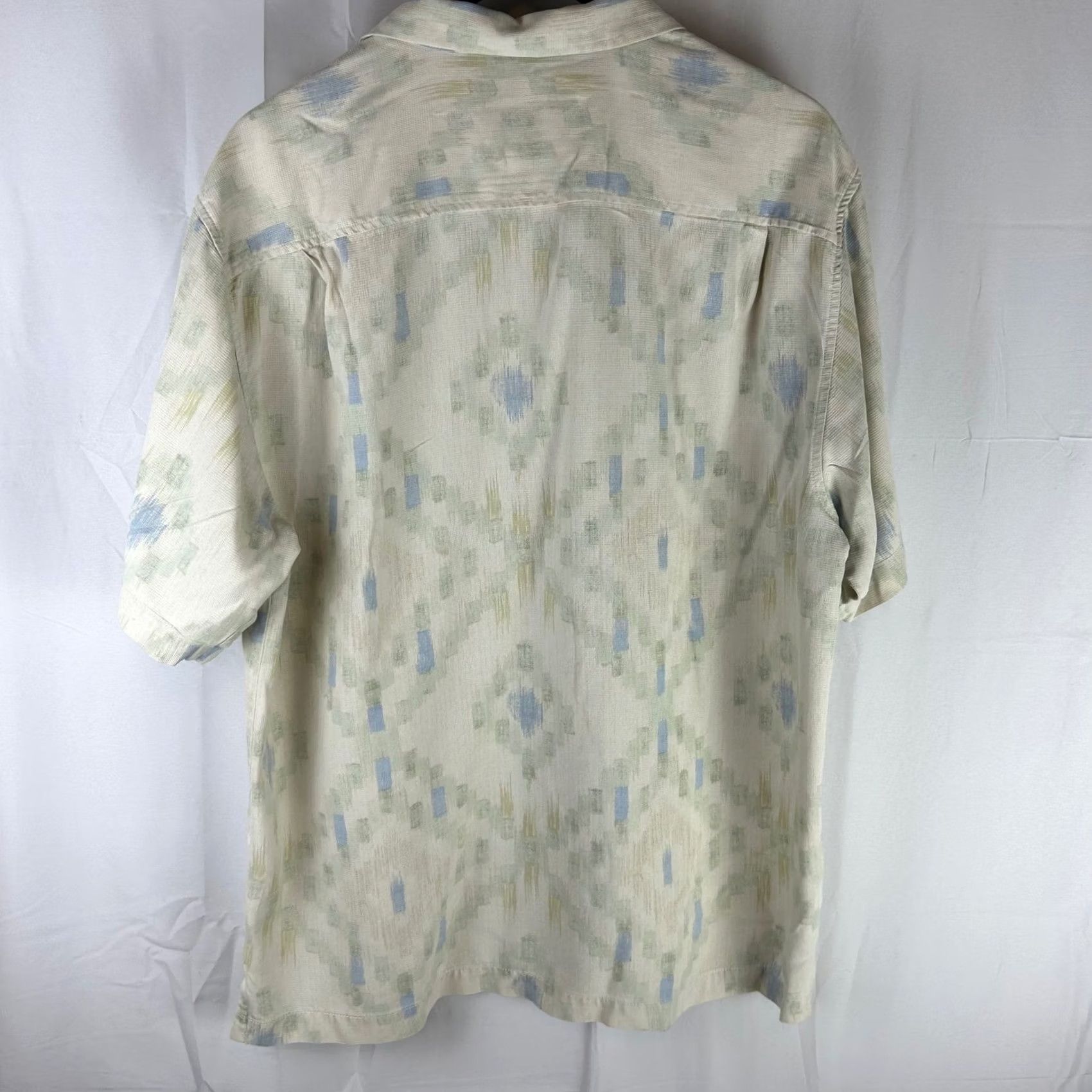 Tommy Bahama Tommy Bahama Silk Shirt Mens Large Cream Blue Geometric Ikat Print Size US L / EU 52-54 / 3 - 7 Thumbnail