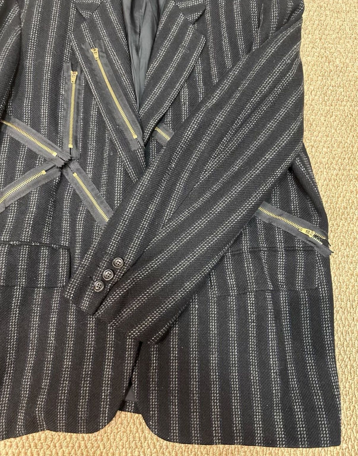 Comme des Garcons Comme des Garçons Vertical Stripe Zip Blazer K23 Size US S / EU 44-46 / 1 - 6 Thumbnail