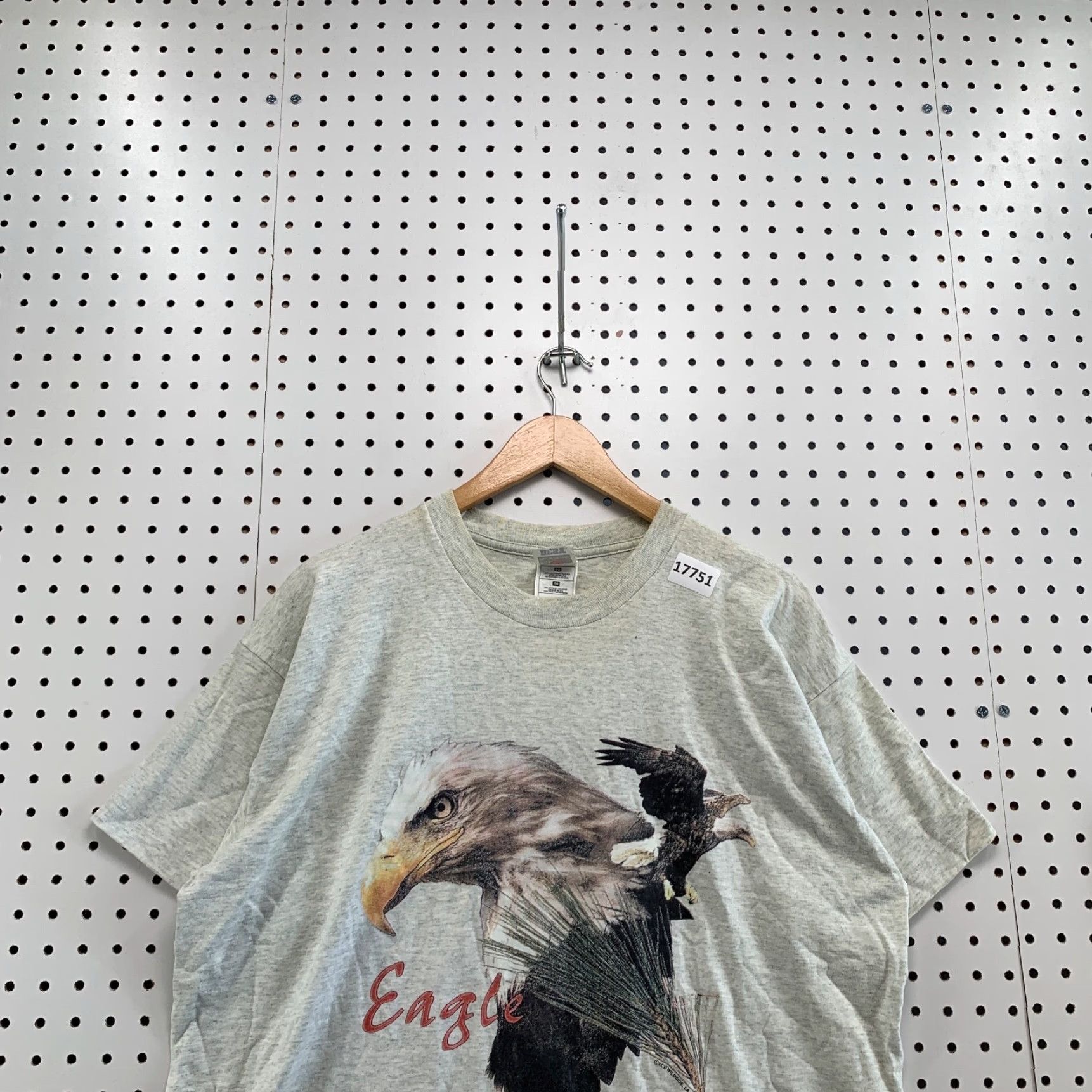 Fruit Of The Loom Vintage 90s Bald Eagle Shirt Adult XL Fits 23X28 Single Stitch Gray Short Sleeve Size US XL / EU 56 / 4 - 5 Thumbnail