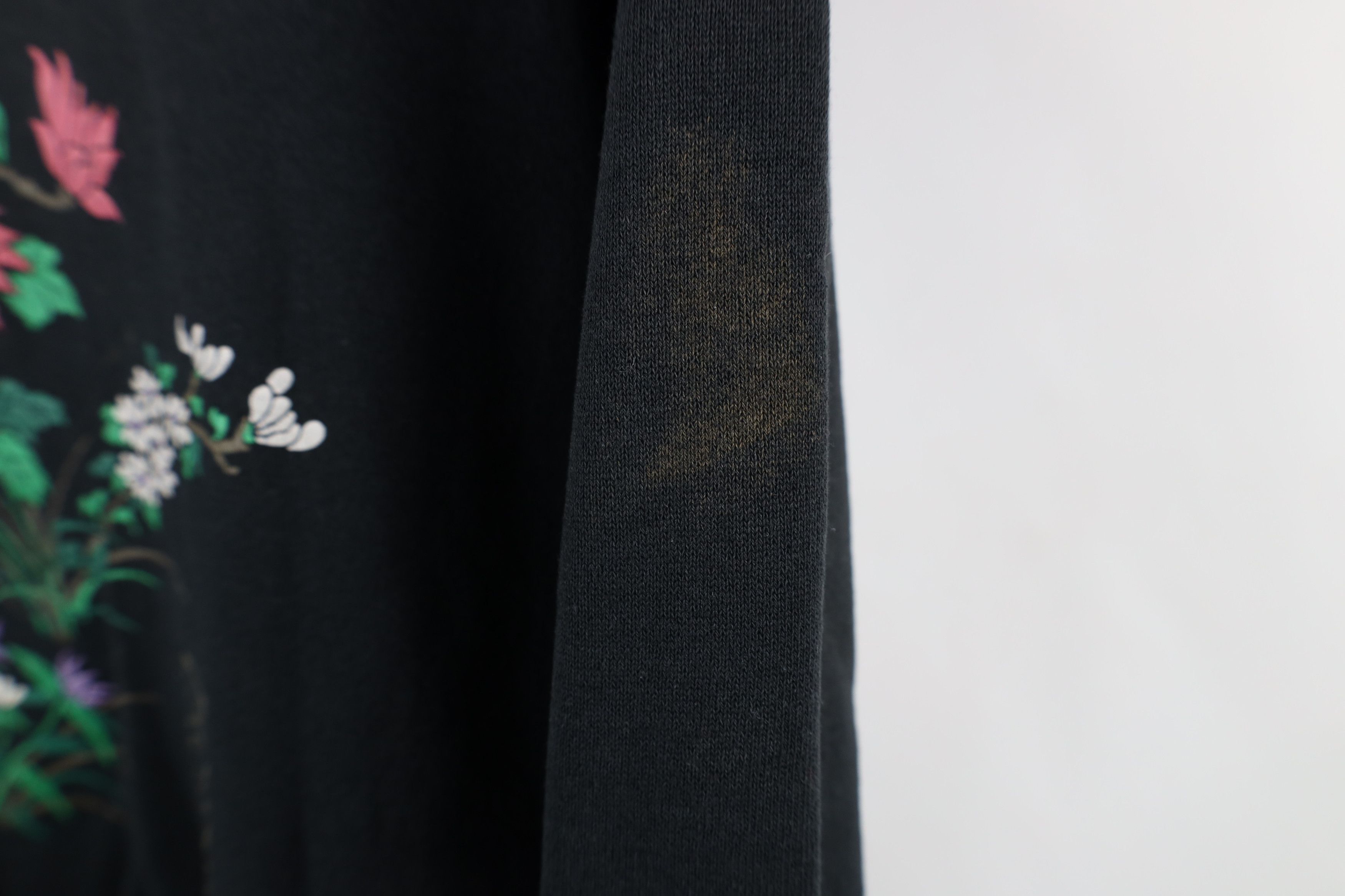 Vintage Vintage 90s Streetwear Floral Flower Sweatshirt Black USA Size M / US 6-8 / IT 42-44 - 4 Thumbnail