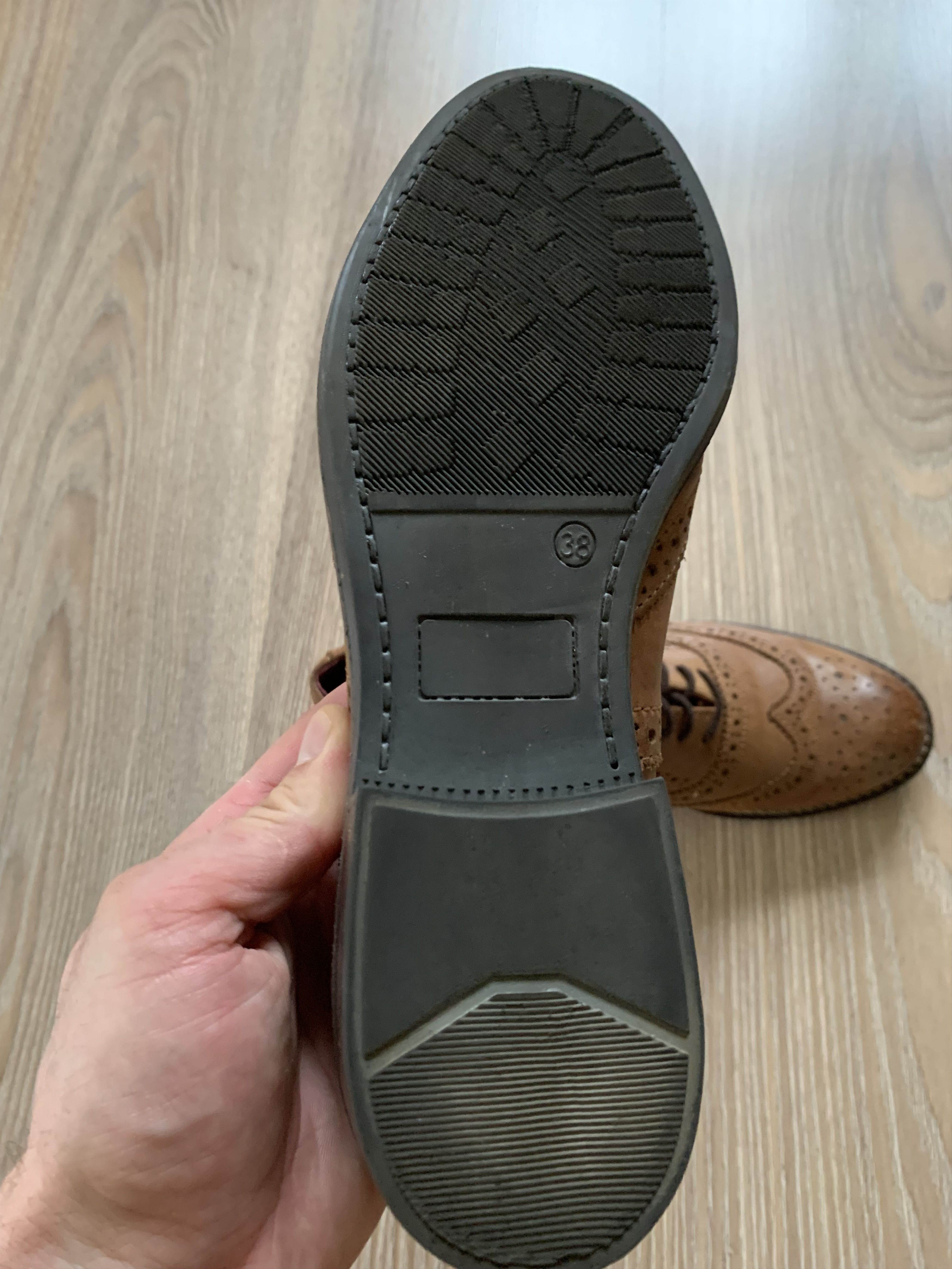 Other Giorgio Venuti Womens Italian Brogue Size US 7 / IT 37 - 9 Thumbnail