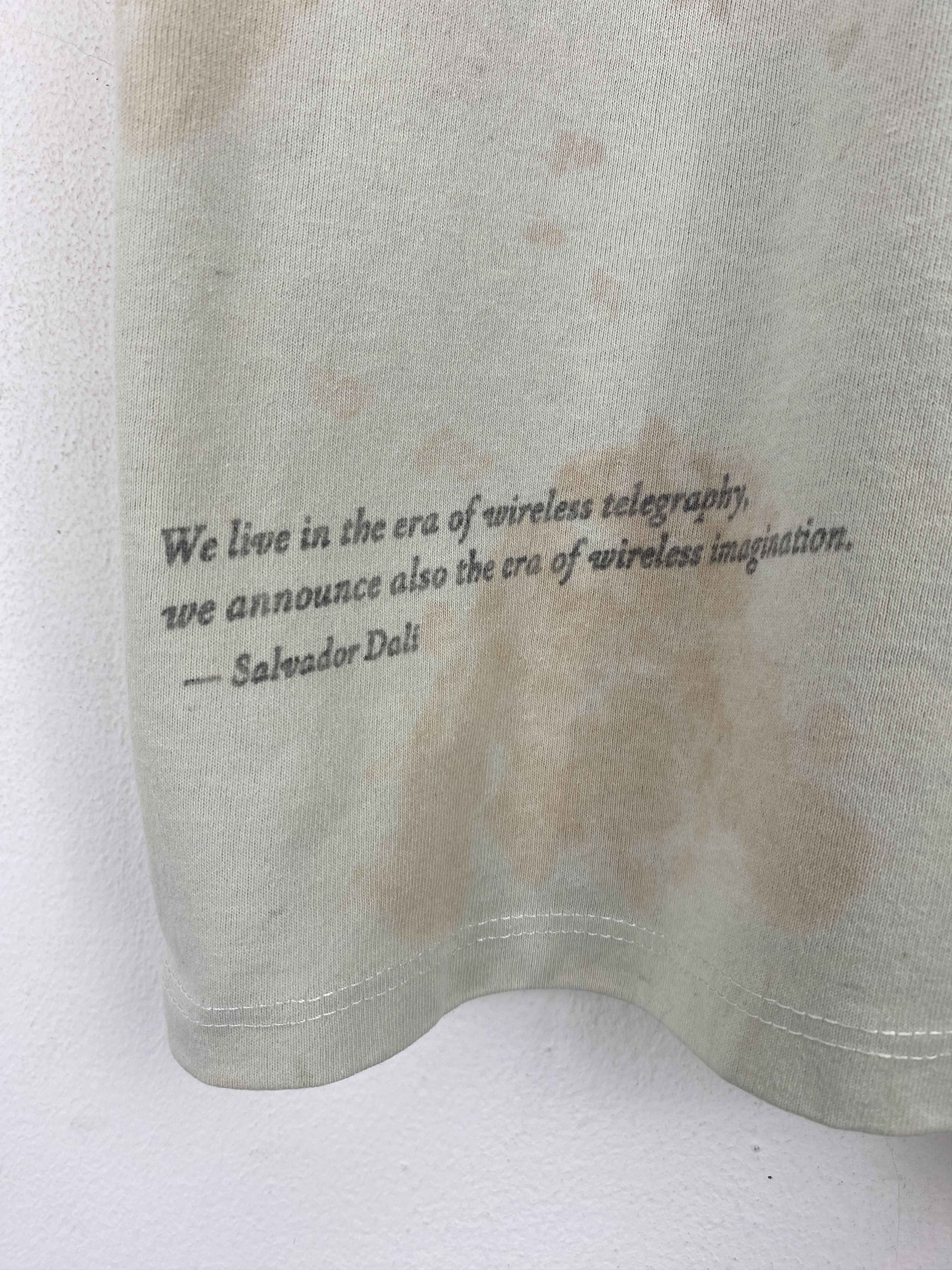 Vintage Vintage Pornegranate Art Dali Dream Tee Shirt TA0687 Size US L / EU 52-54 / 3 - 7 Thumbnail