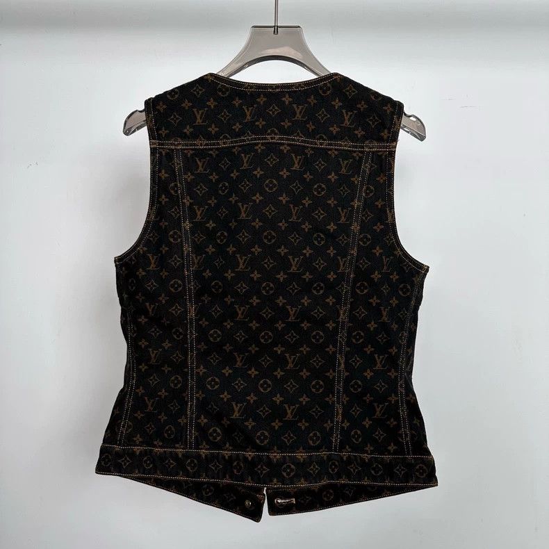 Louis Vuitton Louis Vuitton size 36 25 new Jean presbyopic full print ves Size US M / EU 48-50 / 2 - 2 Thumbnail