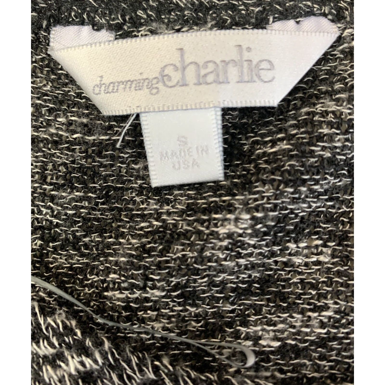 Vintage VINTAGE Small Charming Charlie Black Marled Knit Flounce Hem Women's Lightweight Sweater Size S / US 4 / IT 40 - 7 Thumbnail
