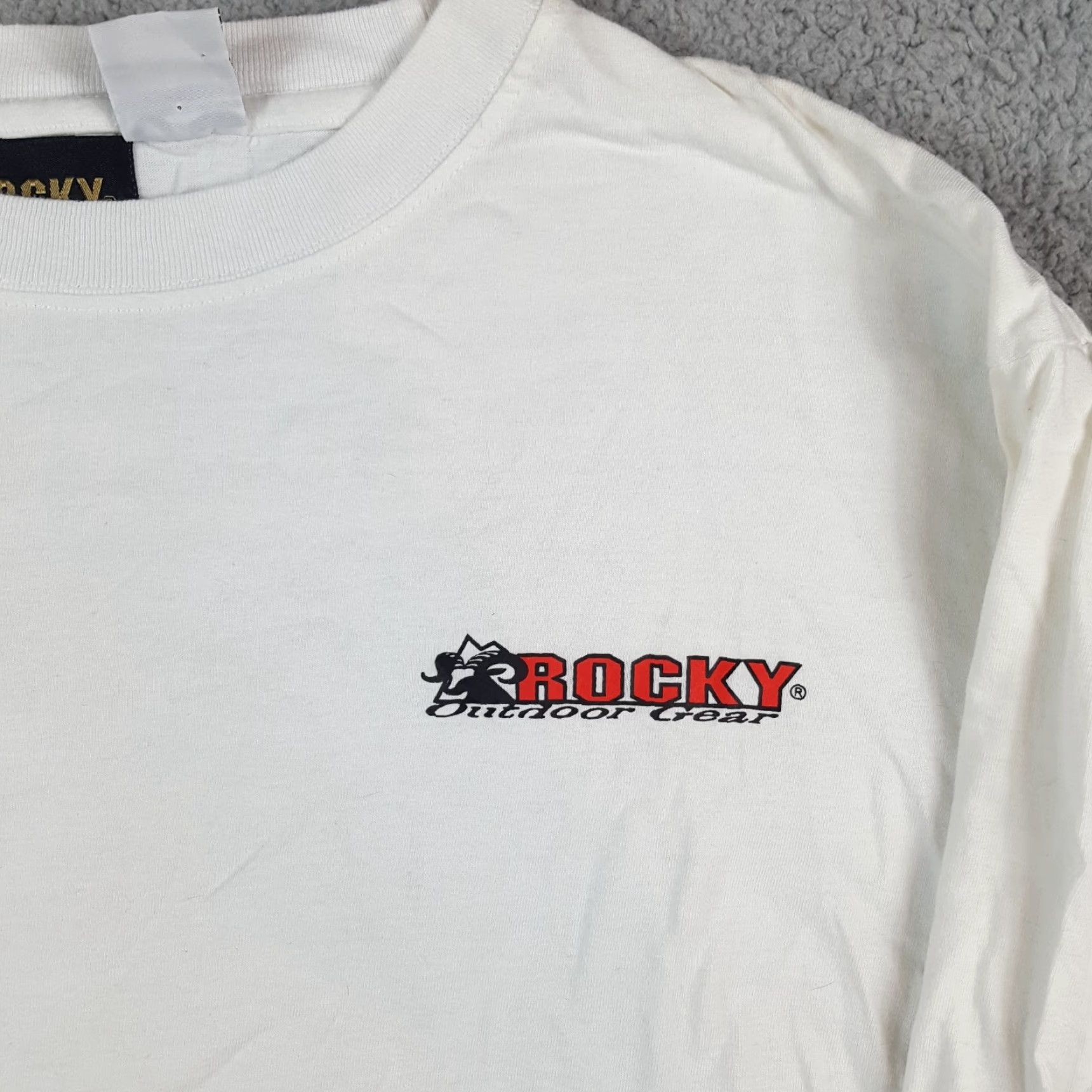 Vintage Vintage Rocky Men's XL Long Sleeve T-Shirt Deer Hunting Art Y2K Outdoor 90s Retro Cotton Size US XL / EU 56 / 4 - 4 Thumbnail
