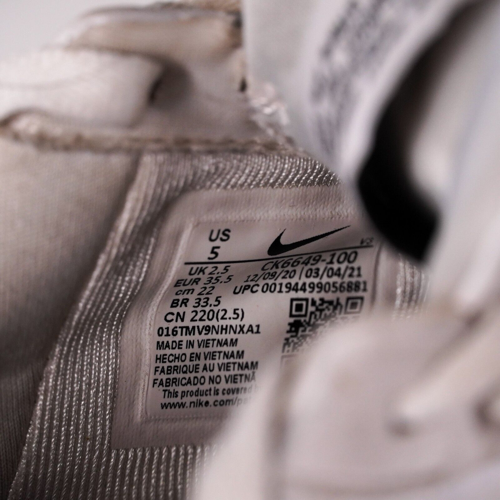 Nike Nike Air Force One Athletic Low Sneakers Women 5 Shoes Size US 5 / IT 35 - 10 Thumbnail