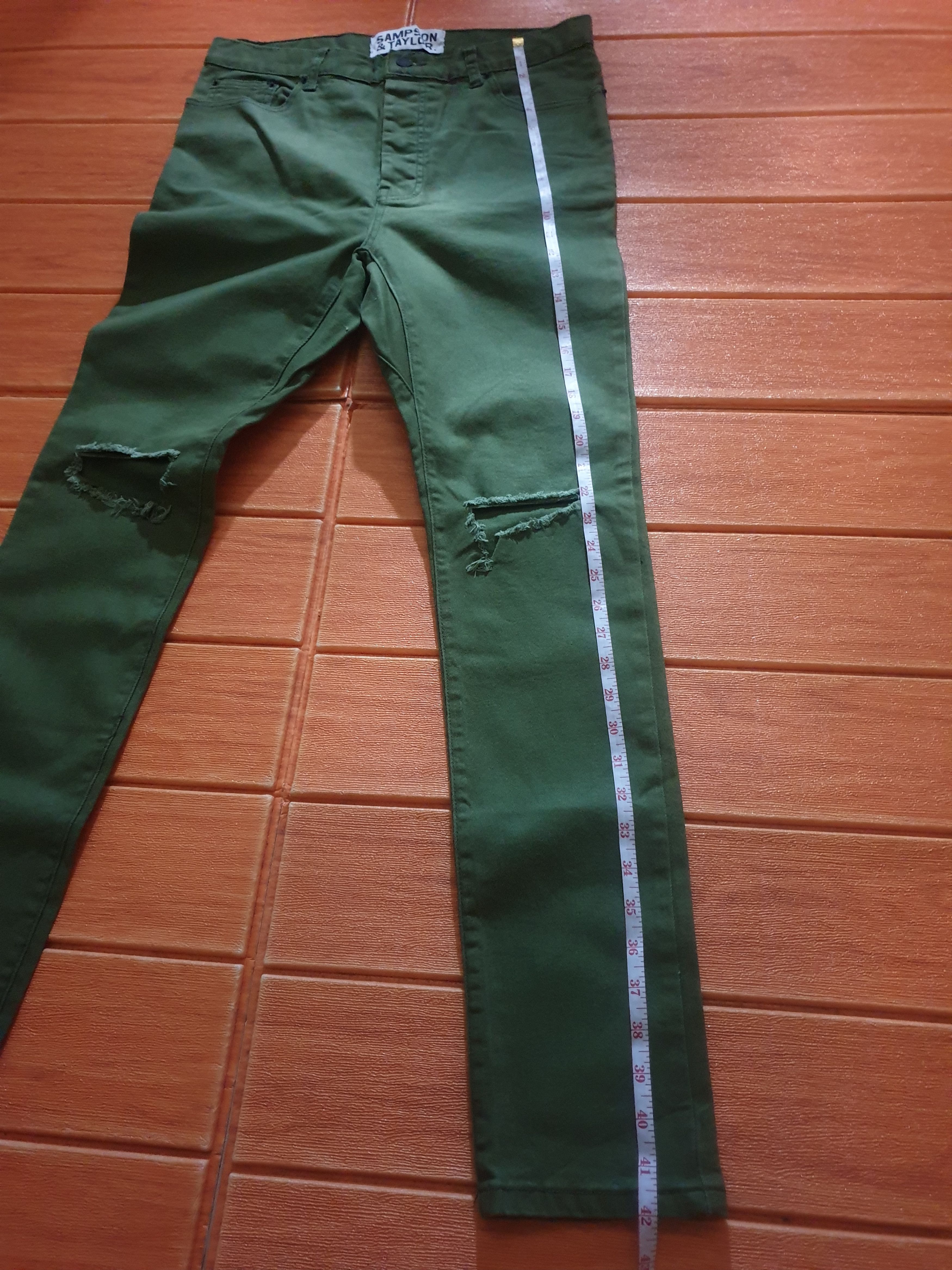 Japanese Brand Sampson & Taylor Green colour skinny pant Size US 33 - 7 Thumbnail