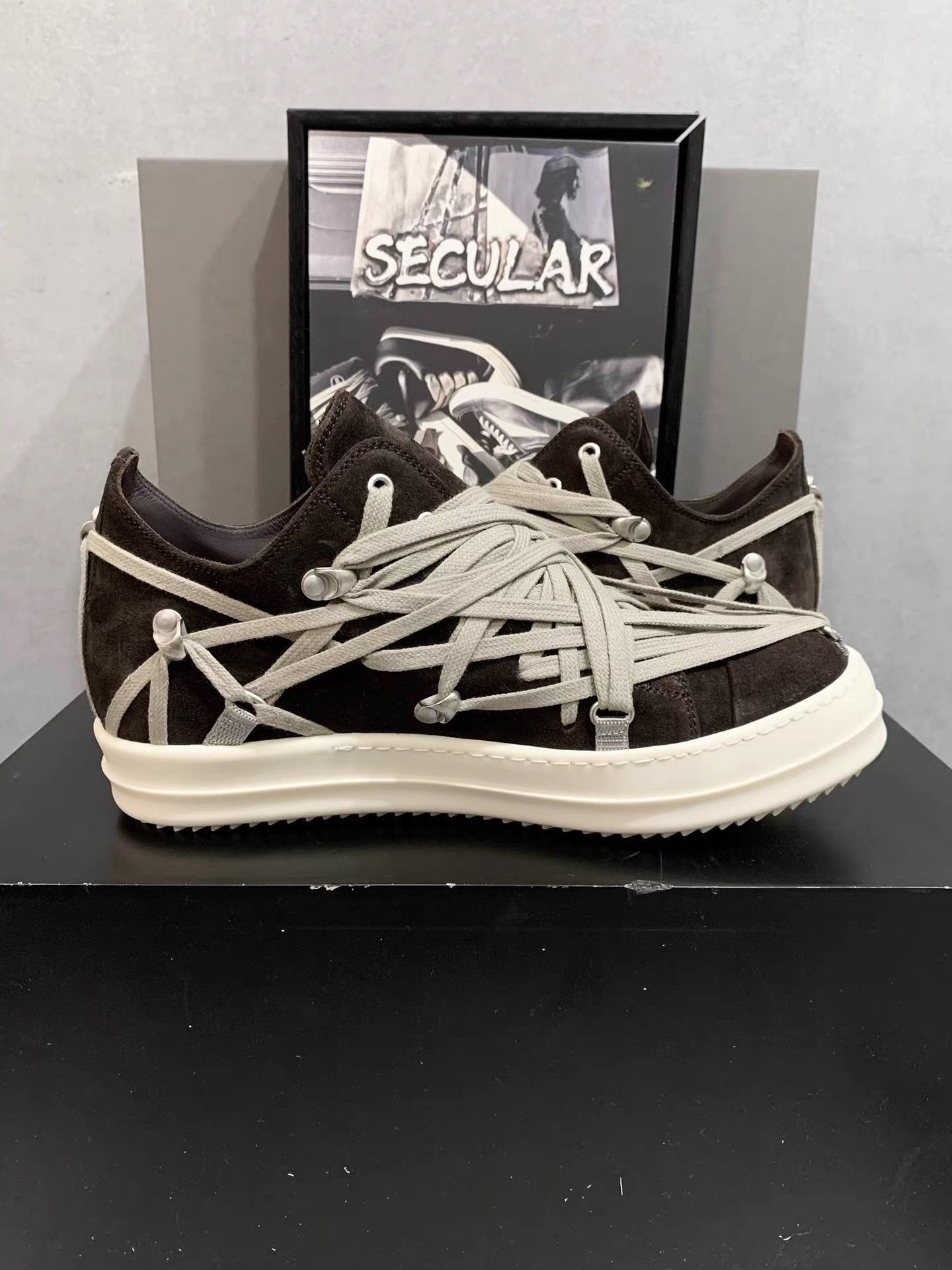 Rick Owens Rick Owens 25SS Crazy Strap Low-Top Sneakers K34 Size US 8 / EU 41 - 4 Thumbnail